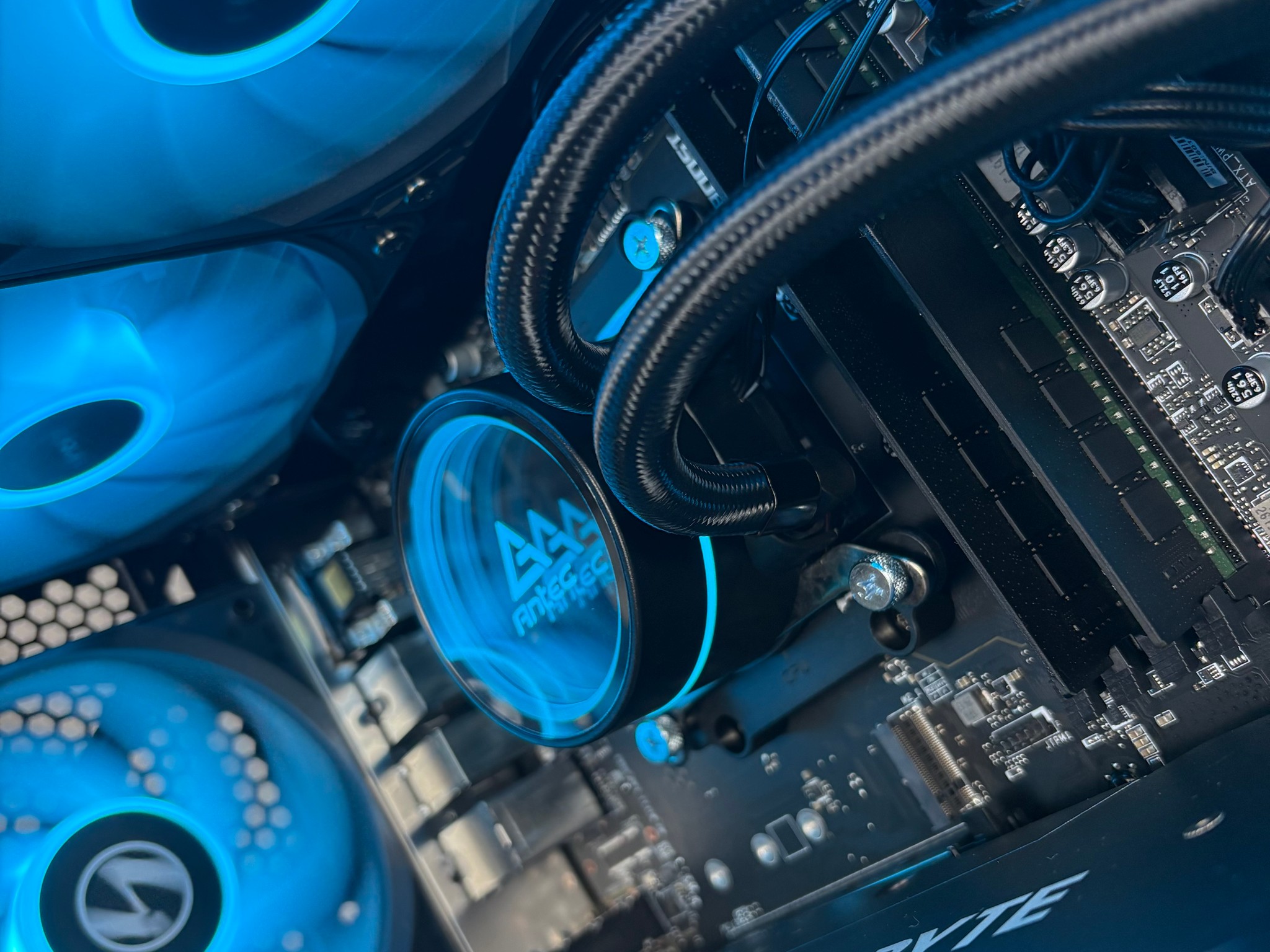 ♠️♣️ ULTIMATE BLACK GAMING PC | RTX 3080 10GB | Ryzen 5 5600x | 2TB SSD | 32GB DDR4 | FREE SHIPPING!