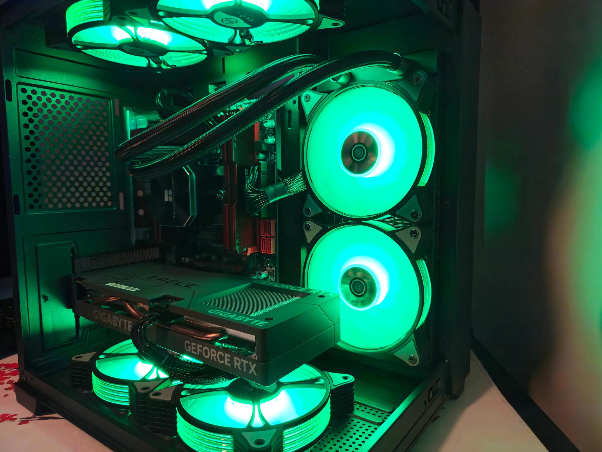 Dark Side Liquid cooled RIG Intel inte 14 Core / 64GB DDR4 / 1TB SSD / RTX 4060
