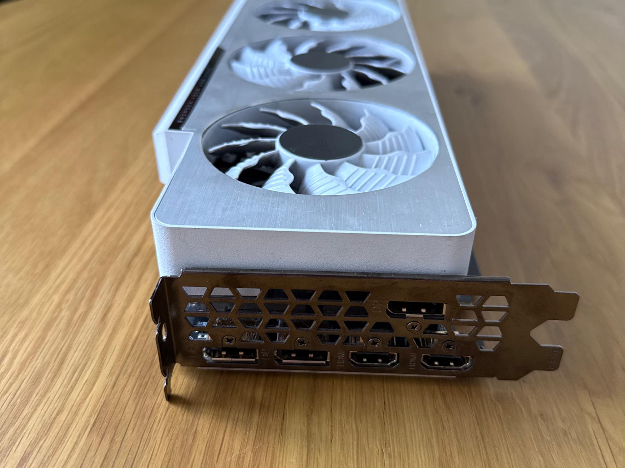 Gigabyte RTX 3080 Vision White with Original Packaging