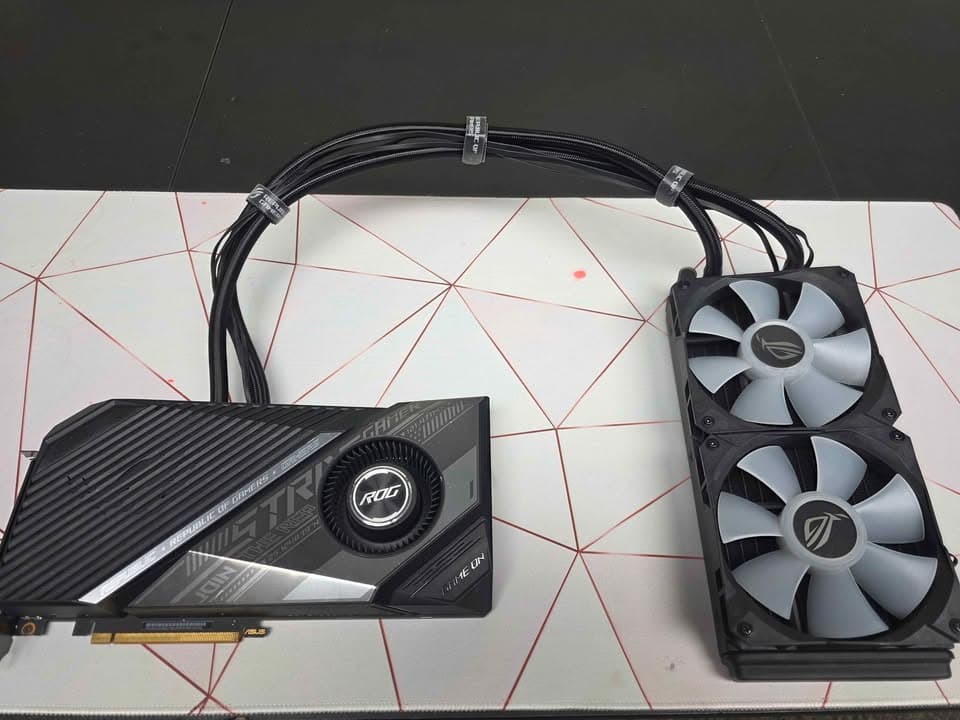 ASUS ROG-STRIX-LC-RX6900XT-T16G-GAMING
