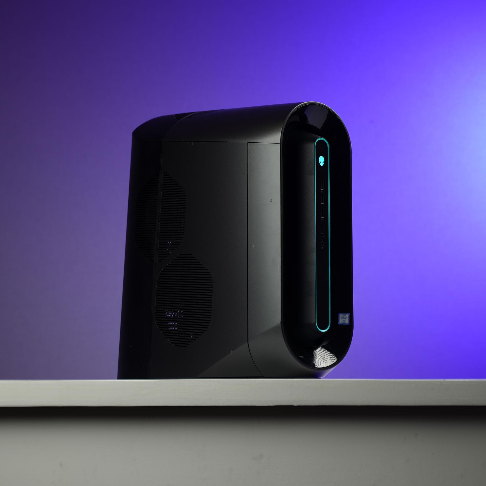 \ AF-06 / RTX 2080 Super Intel Core i7 9700k 32GB 1TB Windows 11 Gaming PC Powerhouse