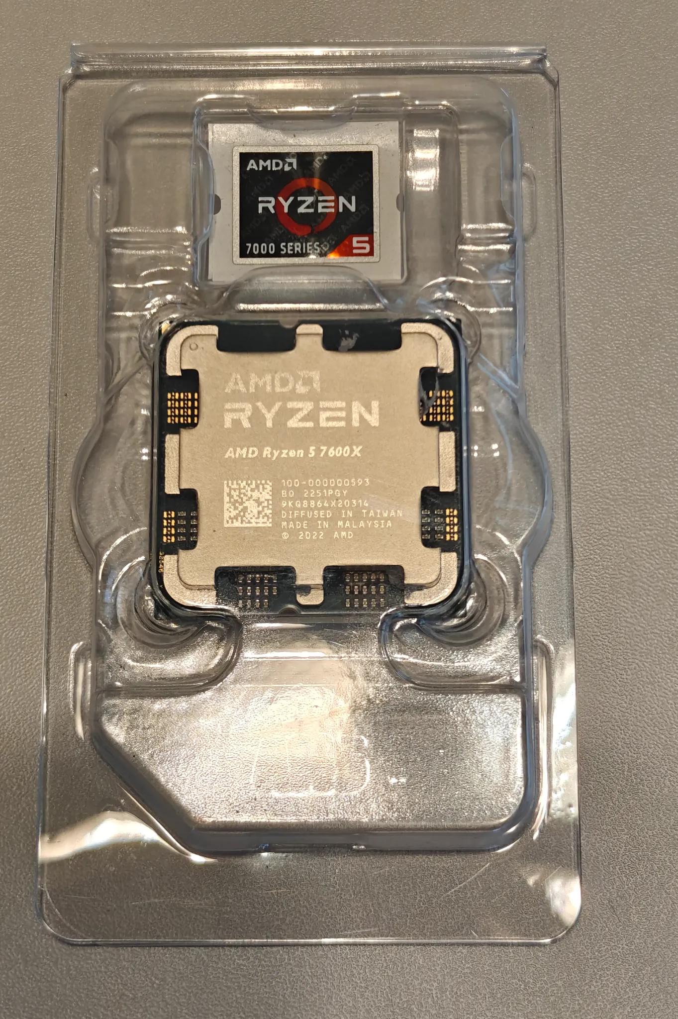 AMD Ryzen 5 7600X 6-Core, 12-Thread Unlocked Desktop Processor