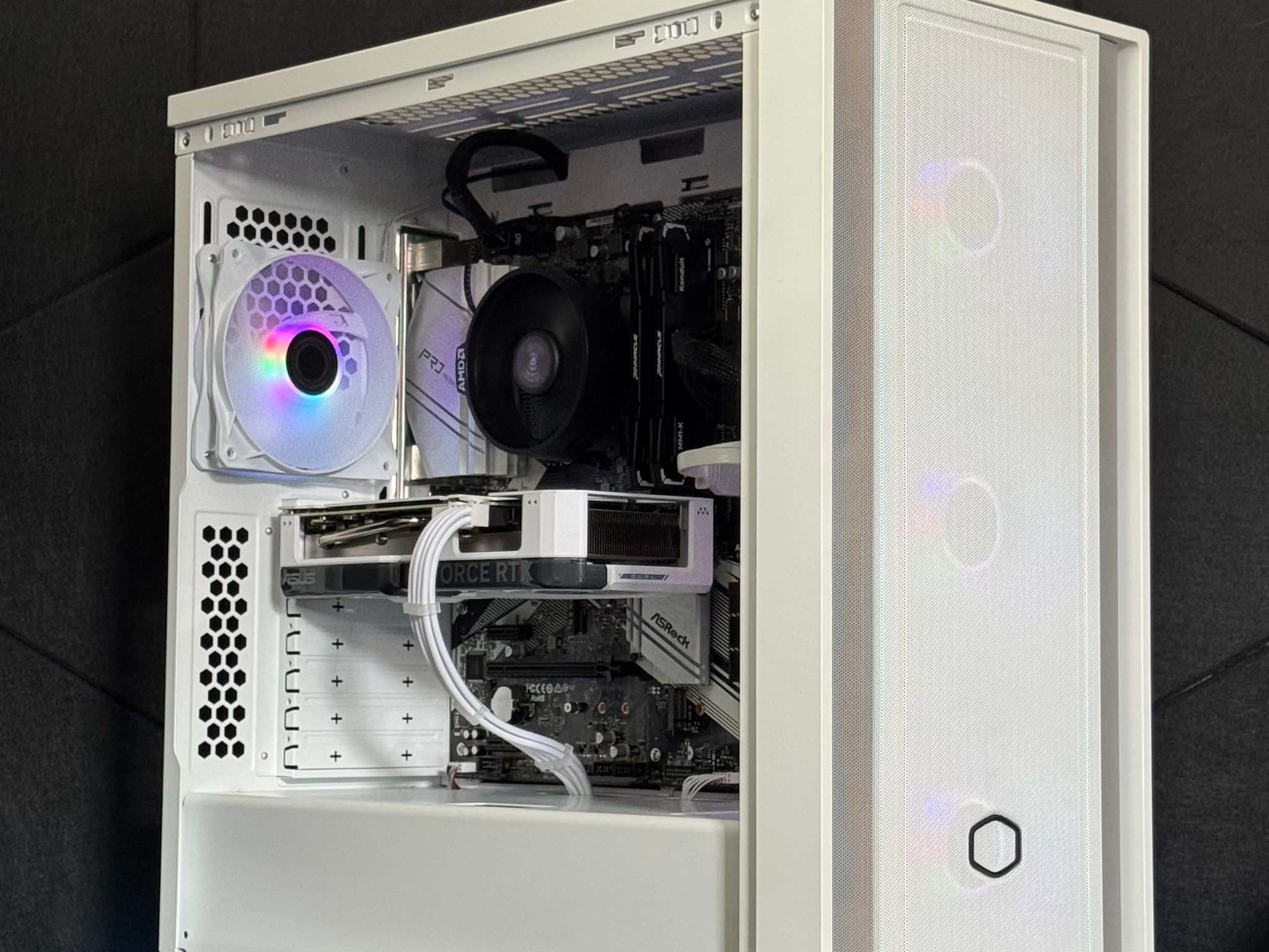 AMD Ryzen 5 5600 | RTX 4060 Ti 8GB | 32GB DDR4 | 1TB NVMe Custom Built Gaming PC