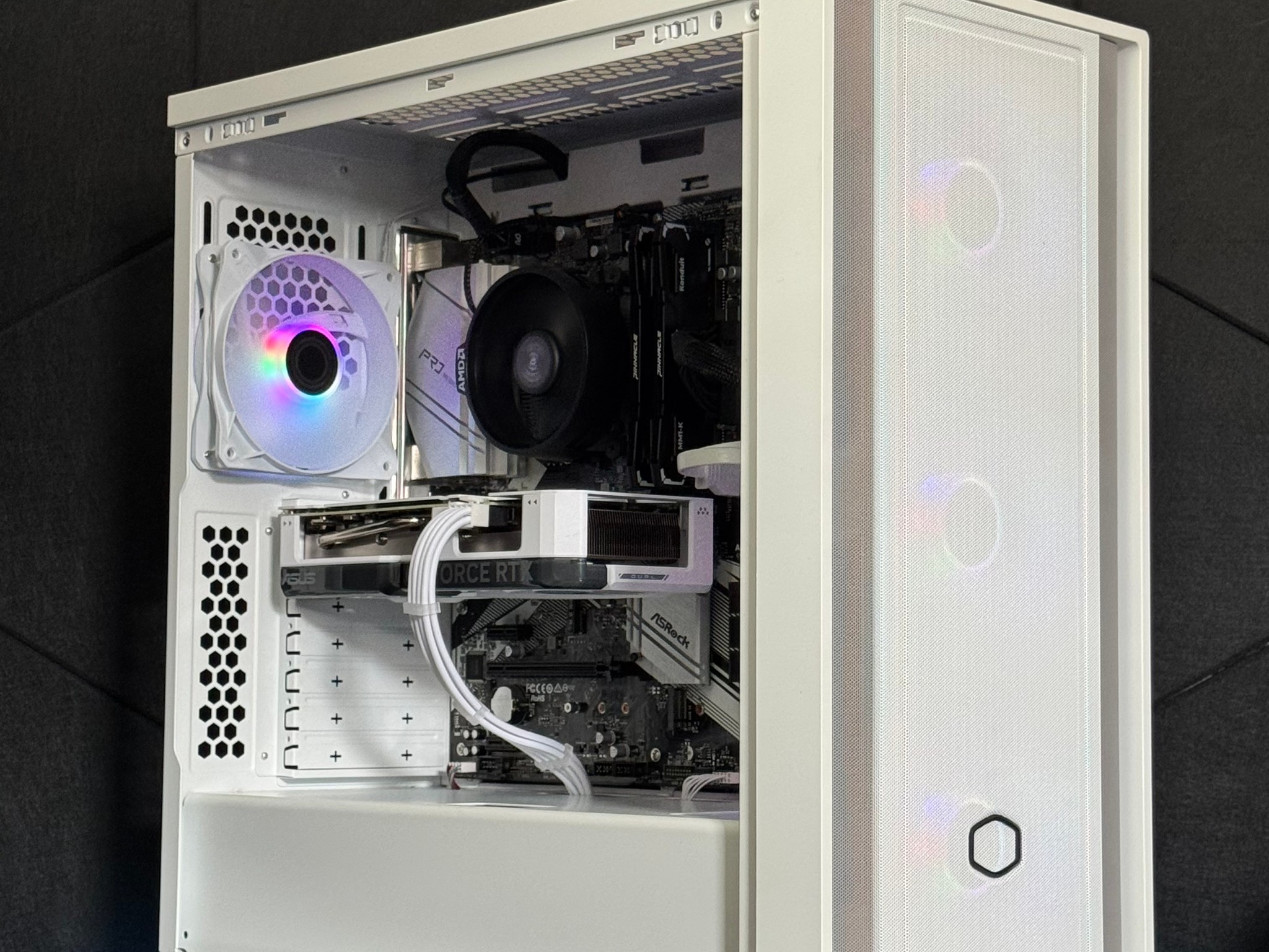 AMD Ryzen 5 5600 | RTX 4060 Ti 8GB | 32GB DDR4 | 1TB NVMe Custom Built Gaming PC