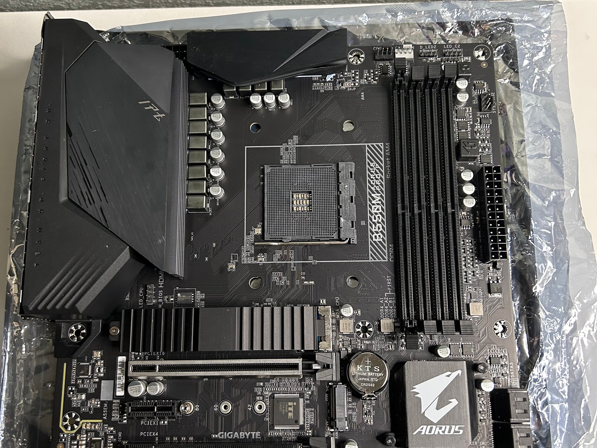 Gigabyte B550M AORUS PRO-P (AMD Ryzen 5000/B550/Micro ATX/M.2x2)