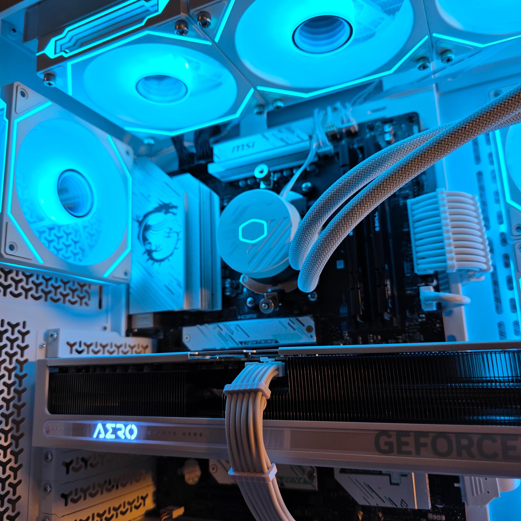 RTX 5070 + RYZEN 5 9600X DDR5 PC