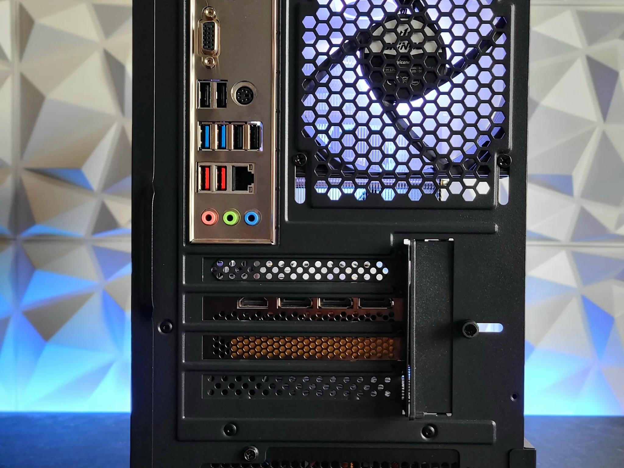 Nvidia GeForce RTX 3070 8 GB | AMD Ryzen 5 8400F 6-Core CPU | 32 GB Ram | 1 TB SSD