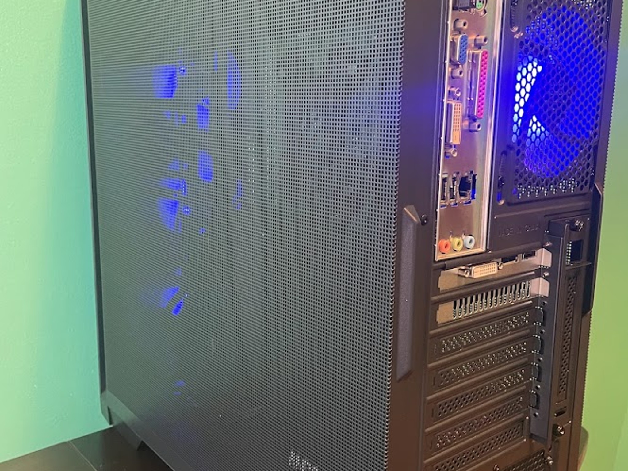 MESH Blue Gaming PC| Intel i5 / Amd RX580 / 8GB / 128GB SSD +500GB Win 10 Pro WiFi