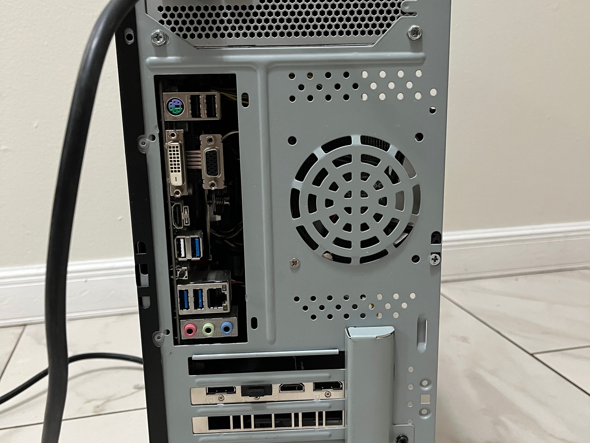 NVIDIA RTX 2060S,AMD Ryzen 5 3600,16GB RAM, 1.6TB Storage,Gaming PC w/ Wi-Fi & BT(Minor Case Damage)