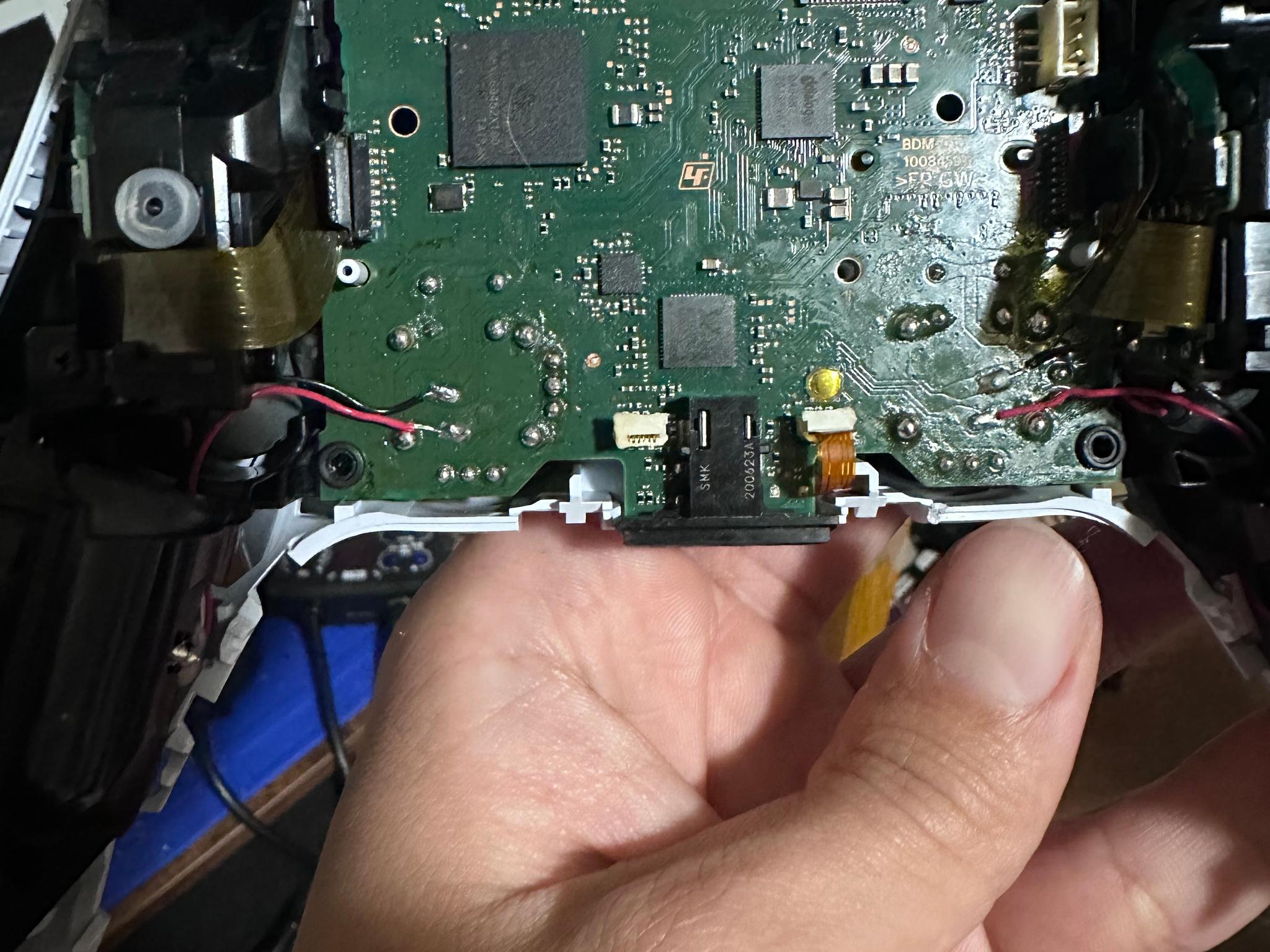 Customized PS5 Controller with Hall Effect Joysticks