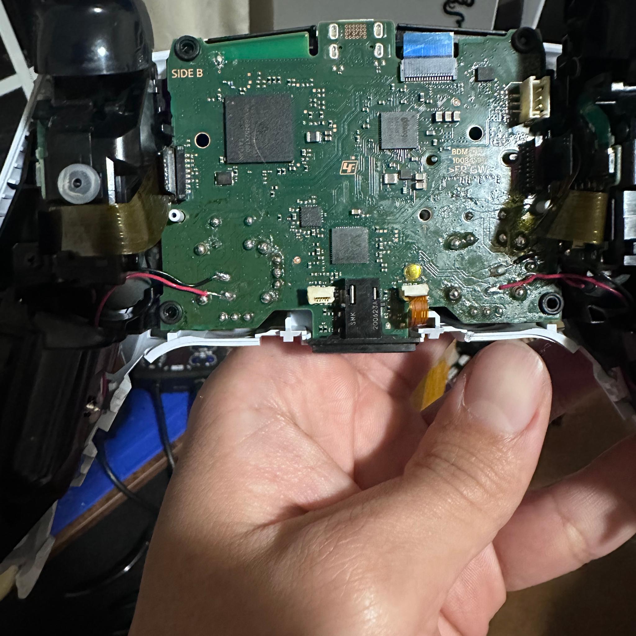 Customized PS5 Controller with Hall Effect Joysticks