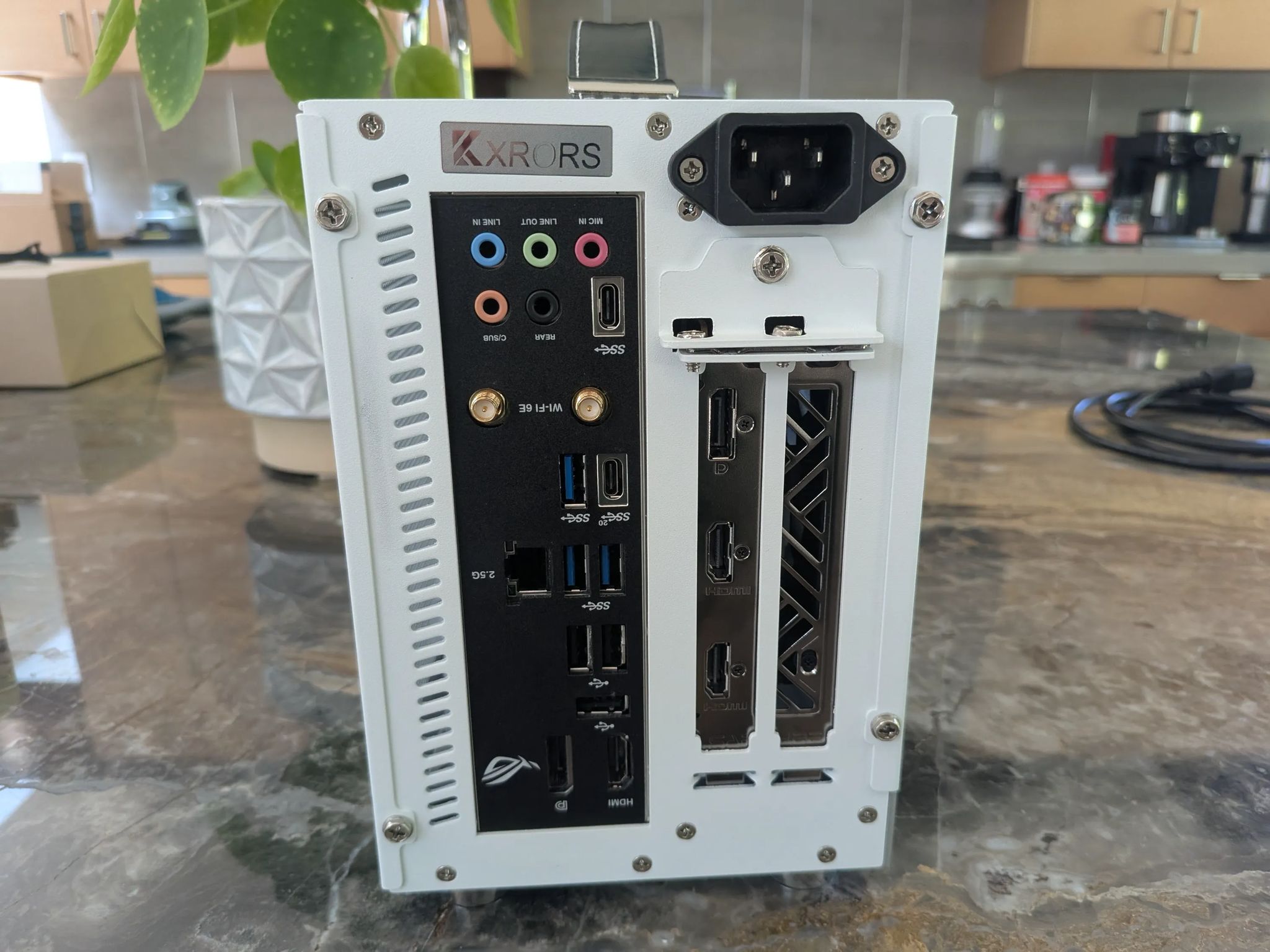 1440p Traveler - RX 9060 XT 16GB, Core i5 13400F, 32 GB DDR5, 2 TB Gen 4 NVME, RGB