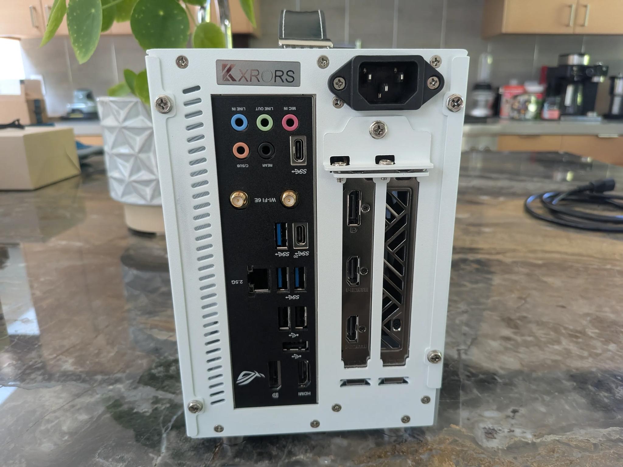 1440p Traveler - RX 9060 XT 16GB, Core i5 13400F, 32 GB DDR5, 2 TB Gen 4 NVME, RGB