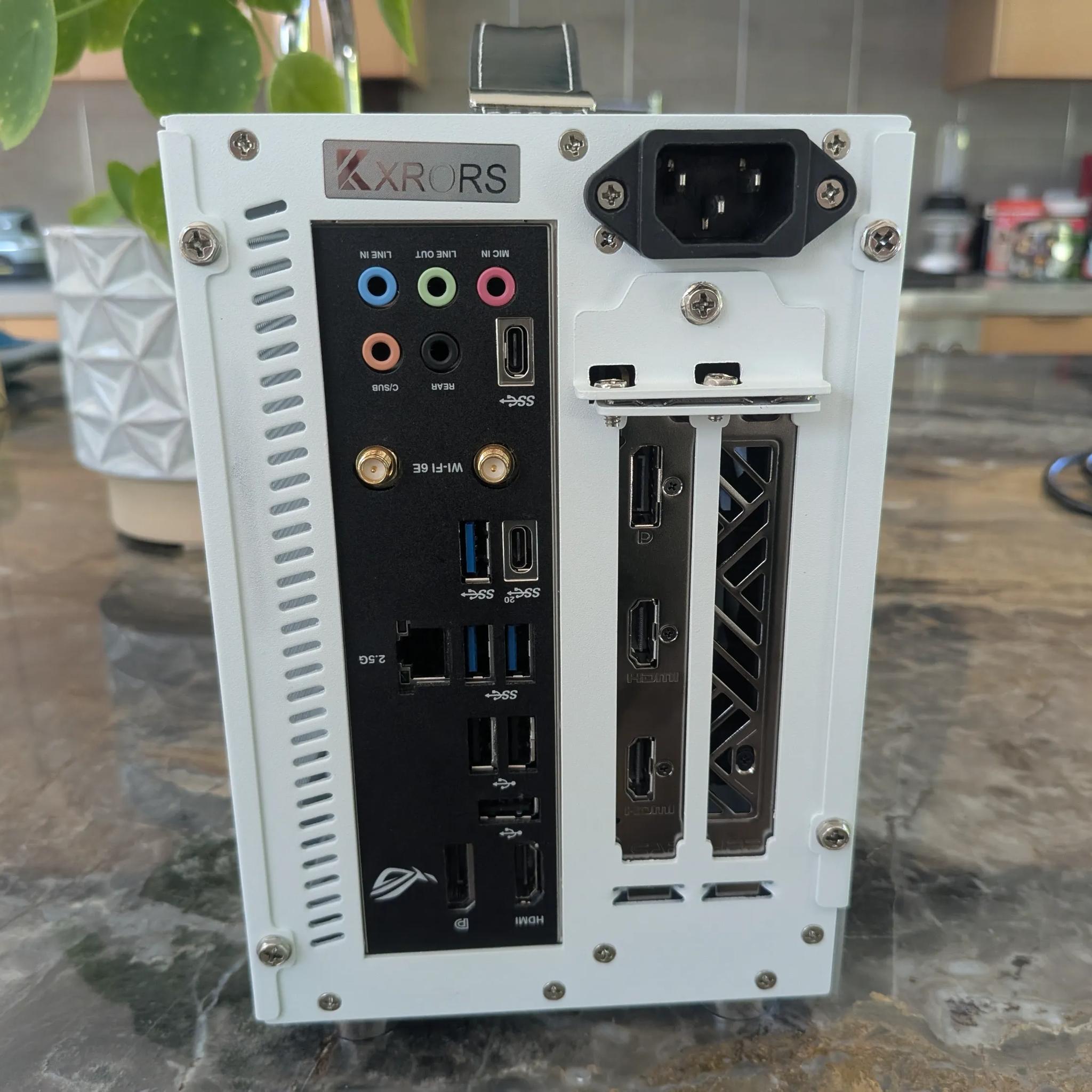 1440p Traveler - RX 9060 XT 16GB, Core i5 13400F, 32 GB DDR5, 2 TB Gen 4 NVME, RGB