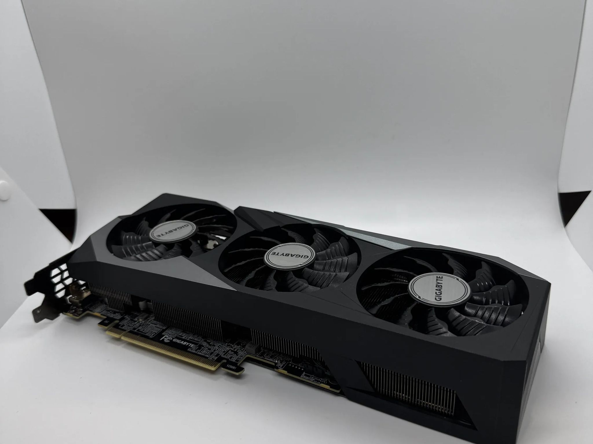 Gigabyte GAMING OC GeForce RTX 3070 8 GB Video Card