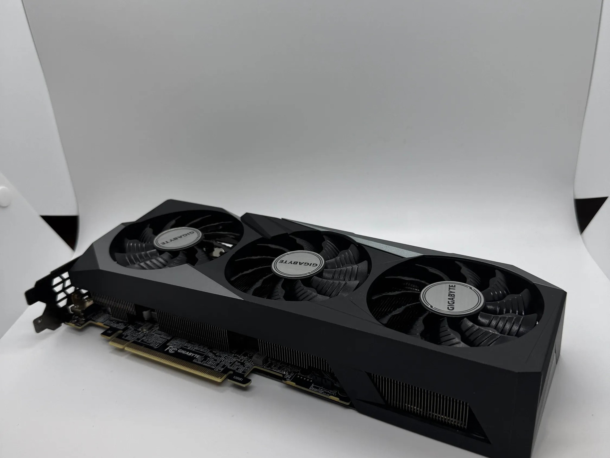 Gigabyte GAMING OC GeForce RTX 3070 8 GB Video Card