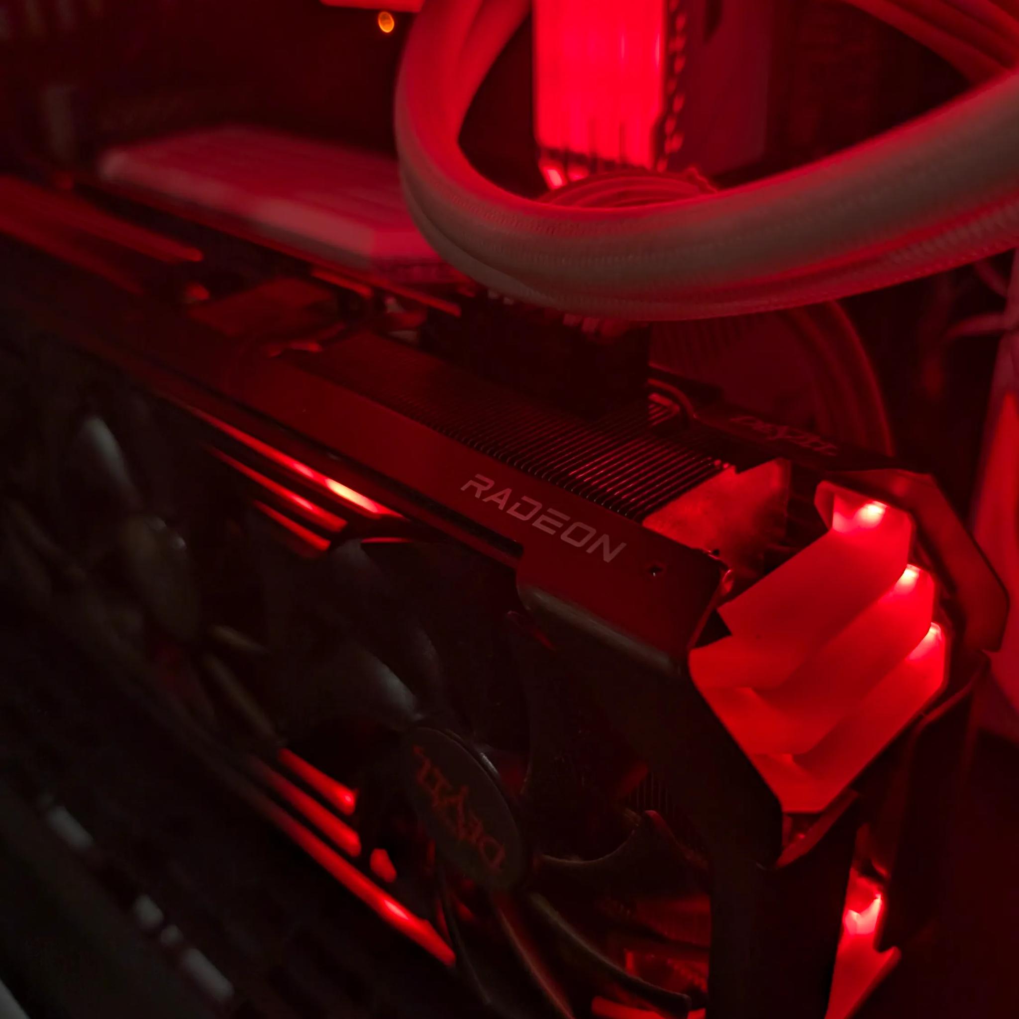 Gaming PC // RX 6800 XT - Ryzen 7 5800X