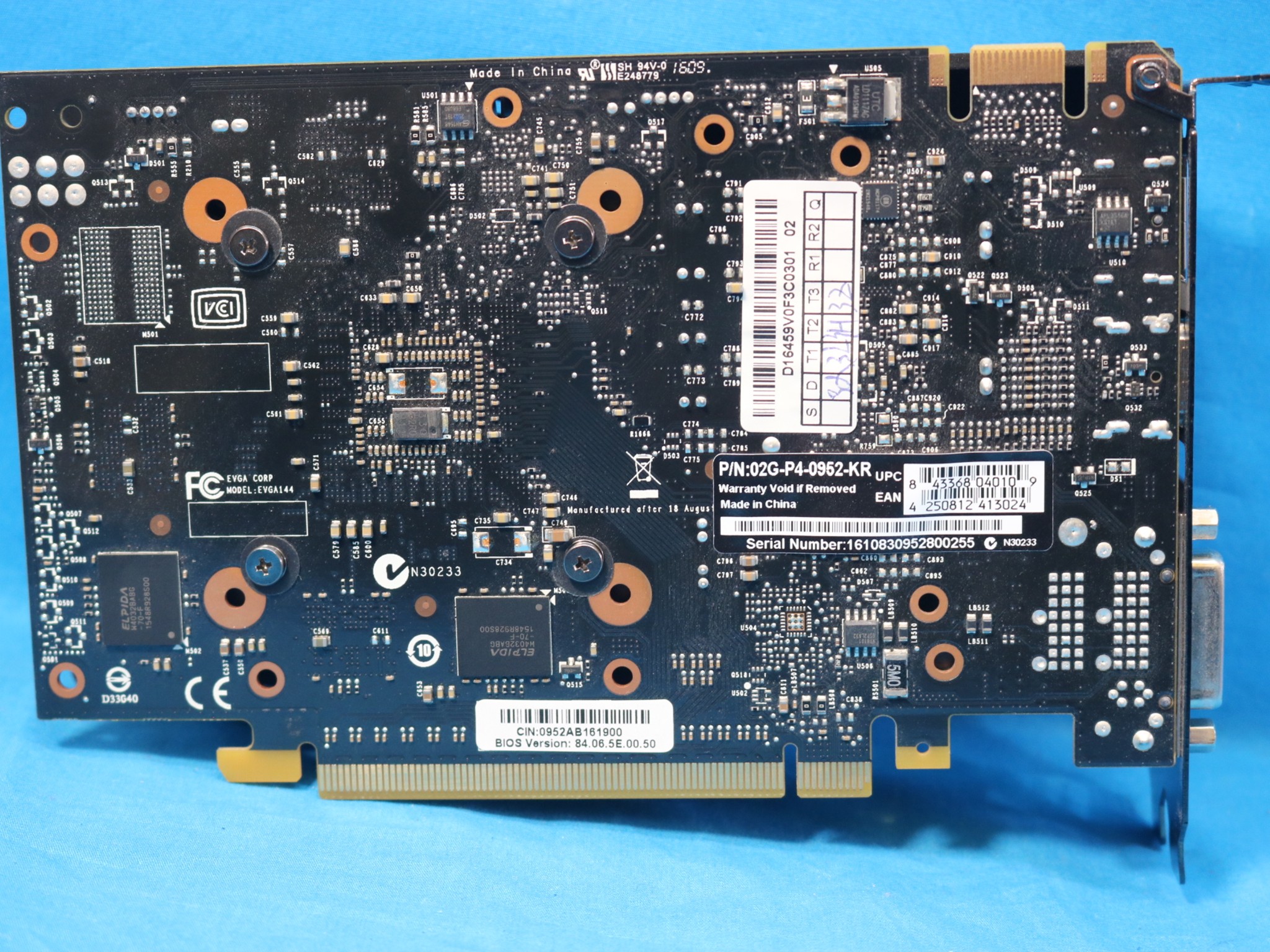 EVGA NVIDIA GeForce GTX 950 2GB GDDR5 PCIe 3.0 x16 Desktop GPU 02G-P4-0952-KR