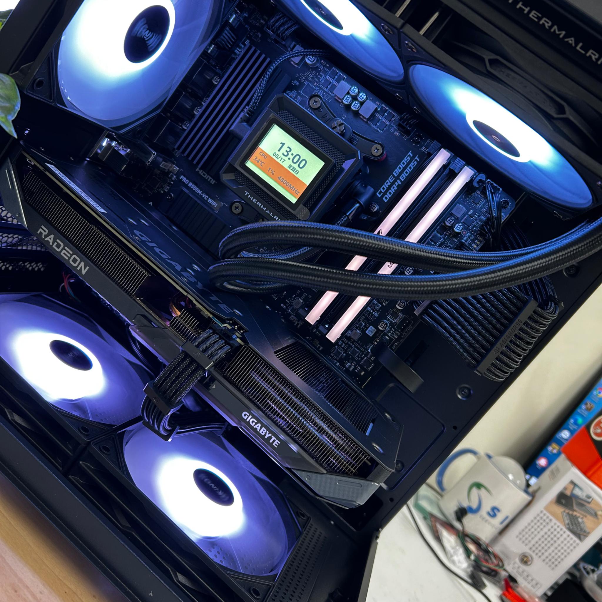 ⚔️ "Nebula Frost” R7 5800XT/32GB/1TB/ RX 9060 XT 16 GB