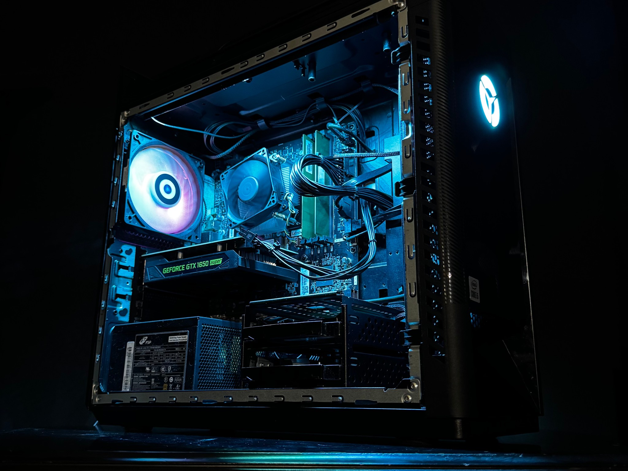 GTX 1650 Super | i5-10400F | 16GB DDR4 | 256GB NVMe SSD + 1TB HDD