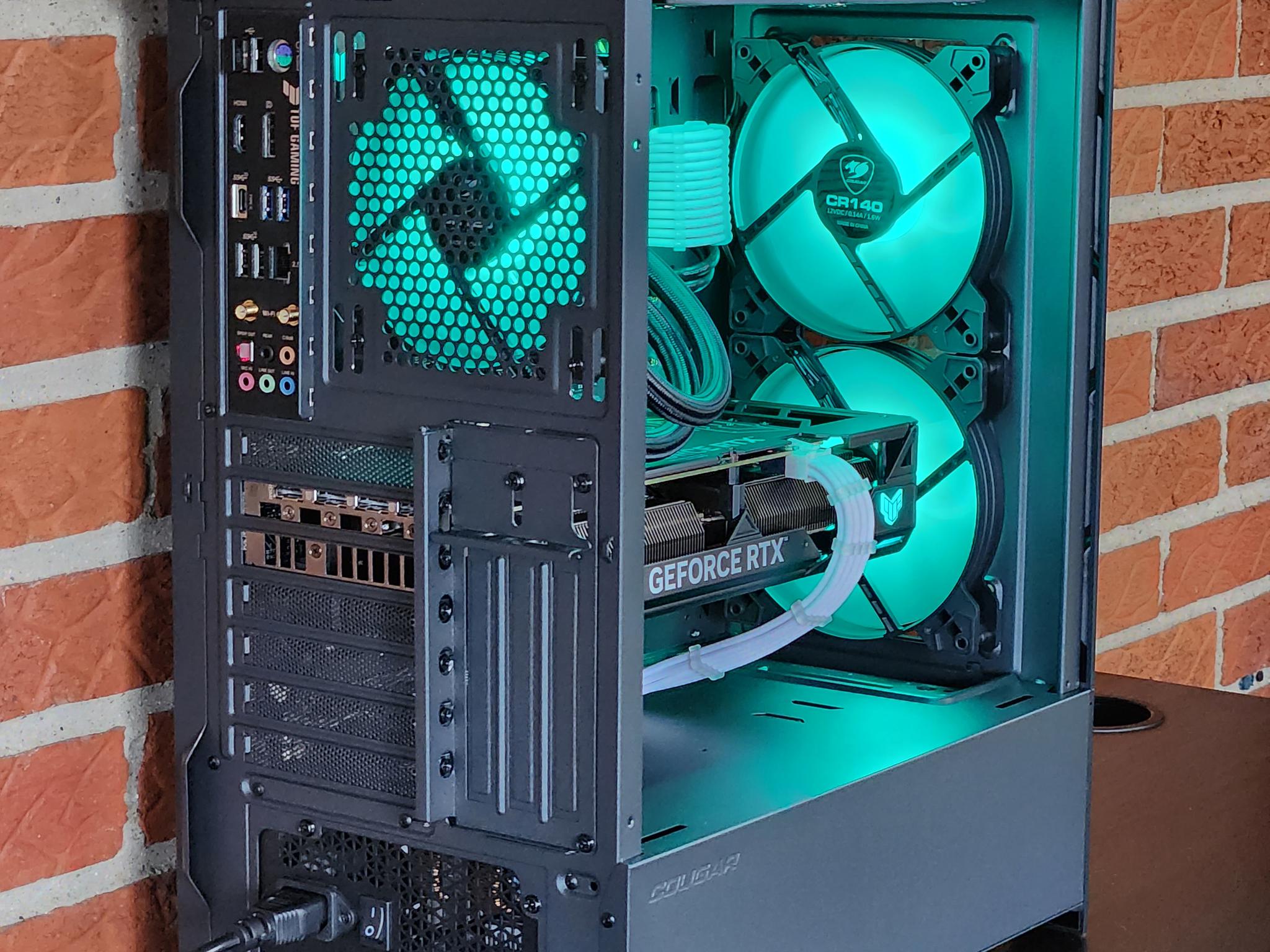 RTX 4060 Ti // i7 10700f // 240MM AIO // 16GB RAM // 1TB SSD