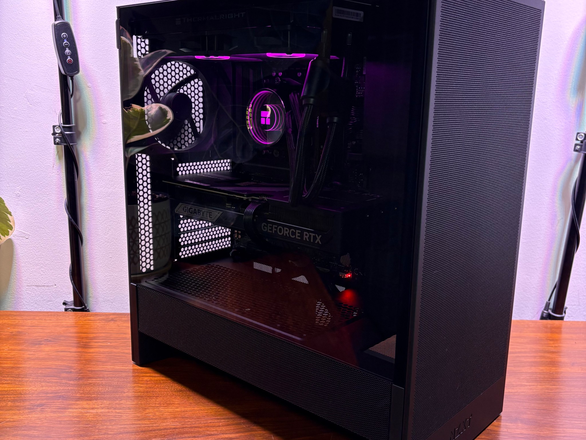 RTX 5070TI | Ryzen 7 7800X3D | 32GB DDR5 | 2 TB SSD's | 750W PSU | 240MM AIO | NZXT Case