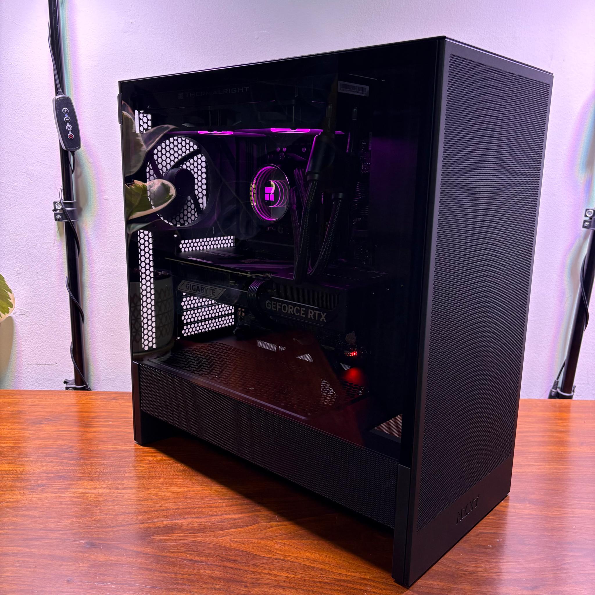 RTX 5070TI | Ryzen 7 7800X3D | 32GB DDR5 | 2 TB SSD's | 750W PSU | 240MM AIO | NZXT Case