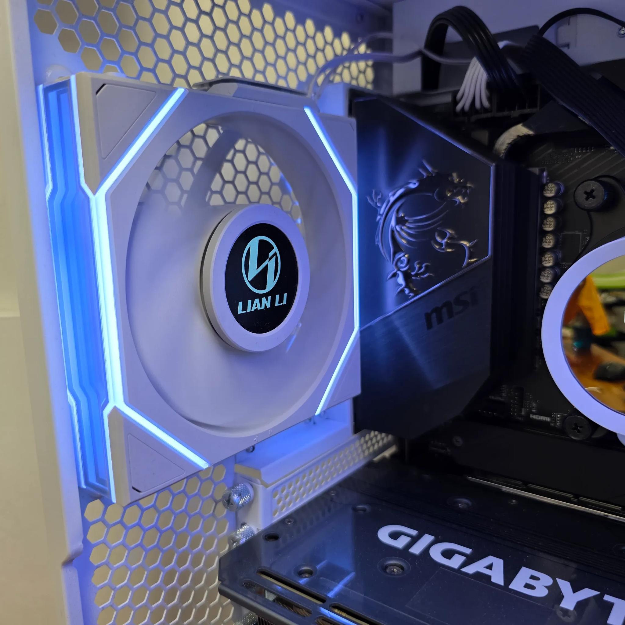 4070Ti / Ryzen Gaming PC Computer (4070 TI 12gb, Ryzen 5900x, 32gb DDR4)