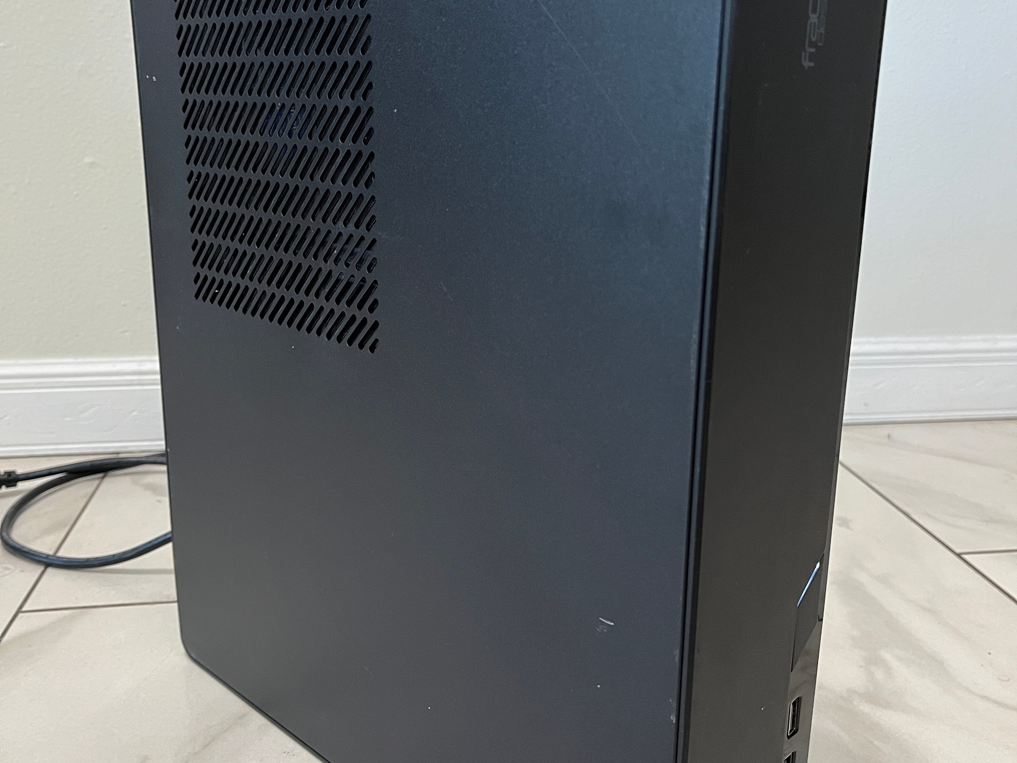 NVIDIA RTX 2060, Intel Core i3-9100f, 16GB RAM, 512GB SSD - Console Sized Gaming PC w/ Wi-Fi & BT