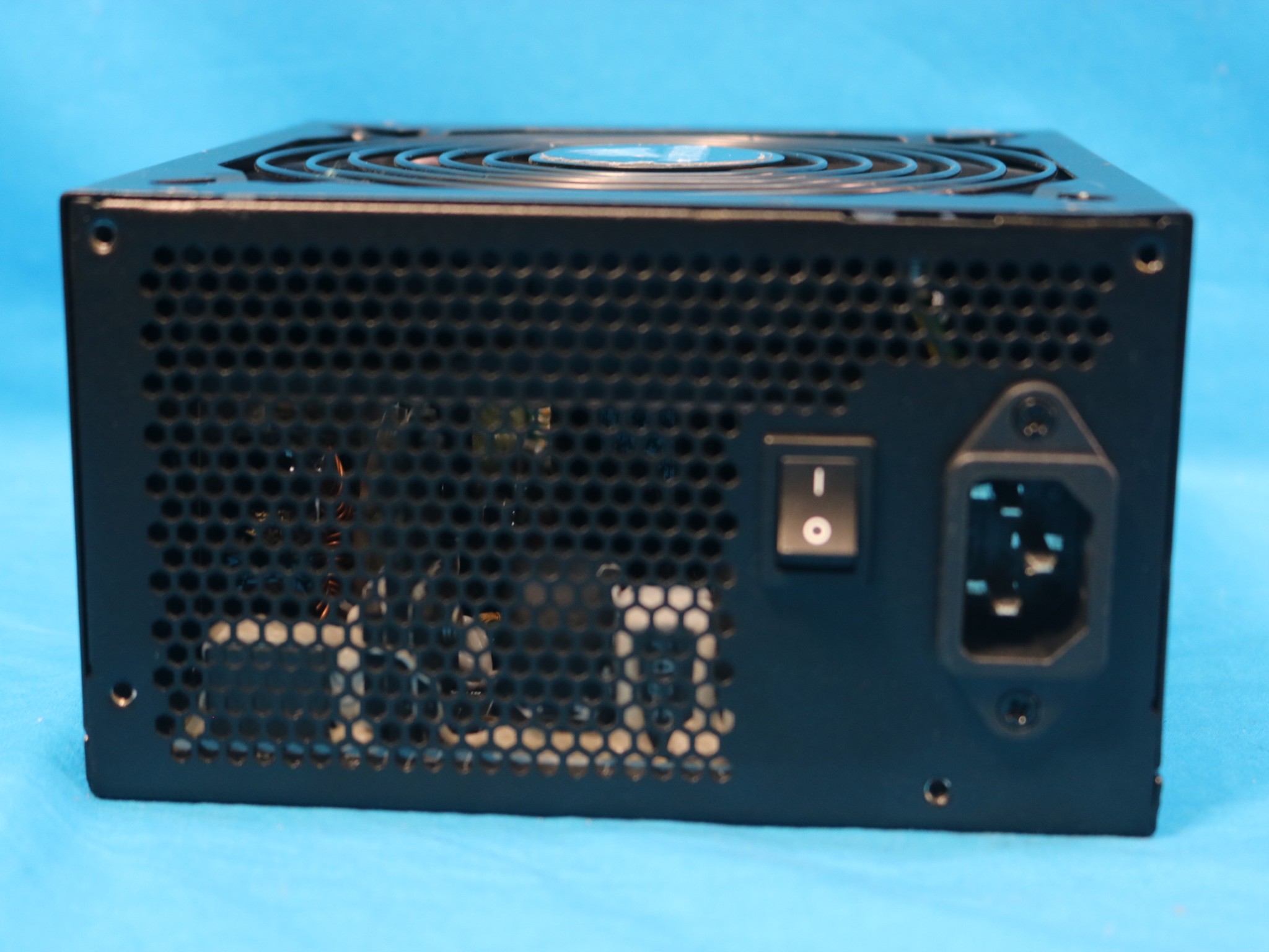 Corsair CX Series CX750M 750W Semi-Modular 80 PLUS Bronze ATX Desktop PSU CP-9020061/75-002019