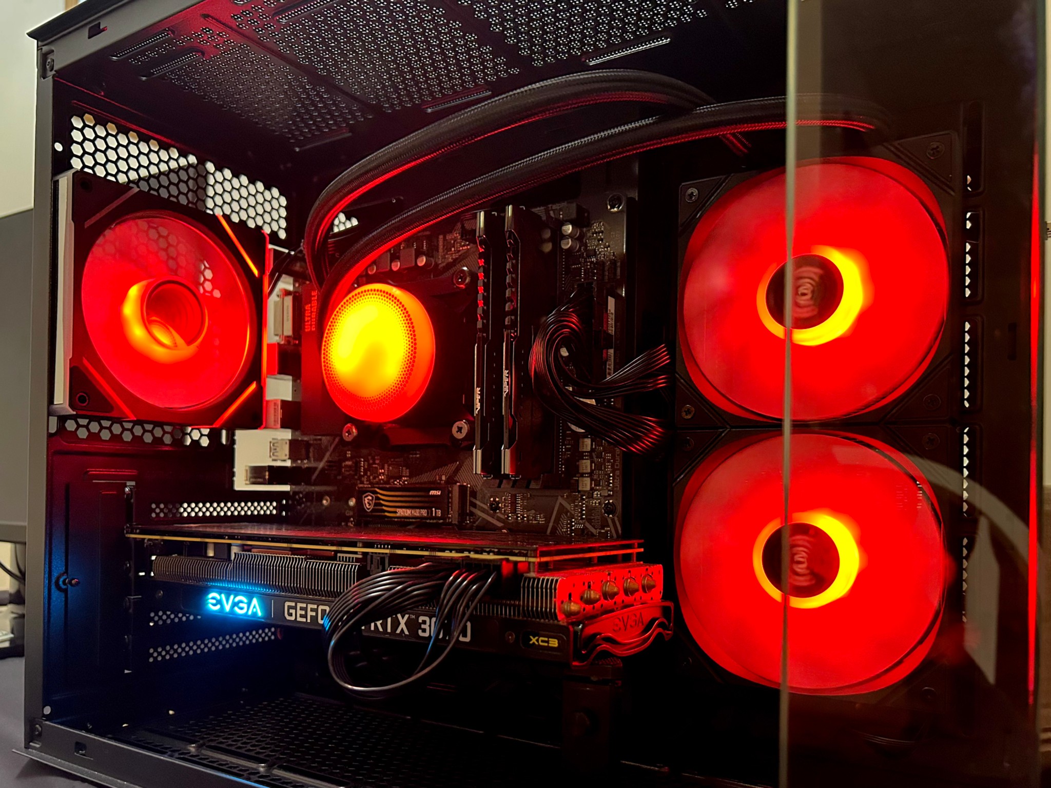 Midnight Beast – Ryzen 7 3700X | EVGA RTX 3070 Ultra XC | 32GB RAM