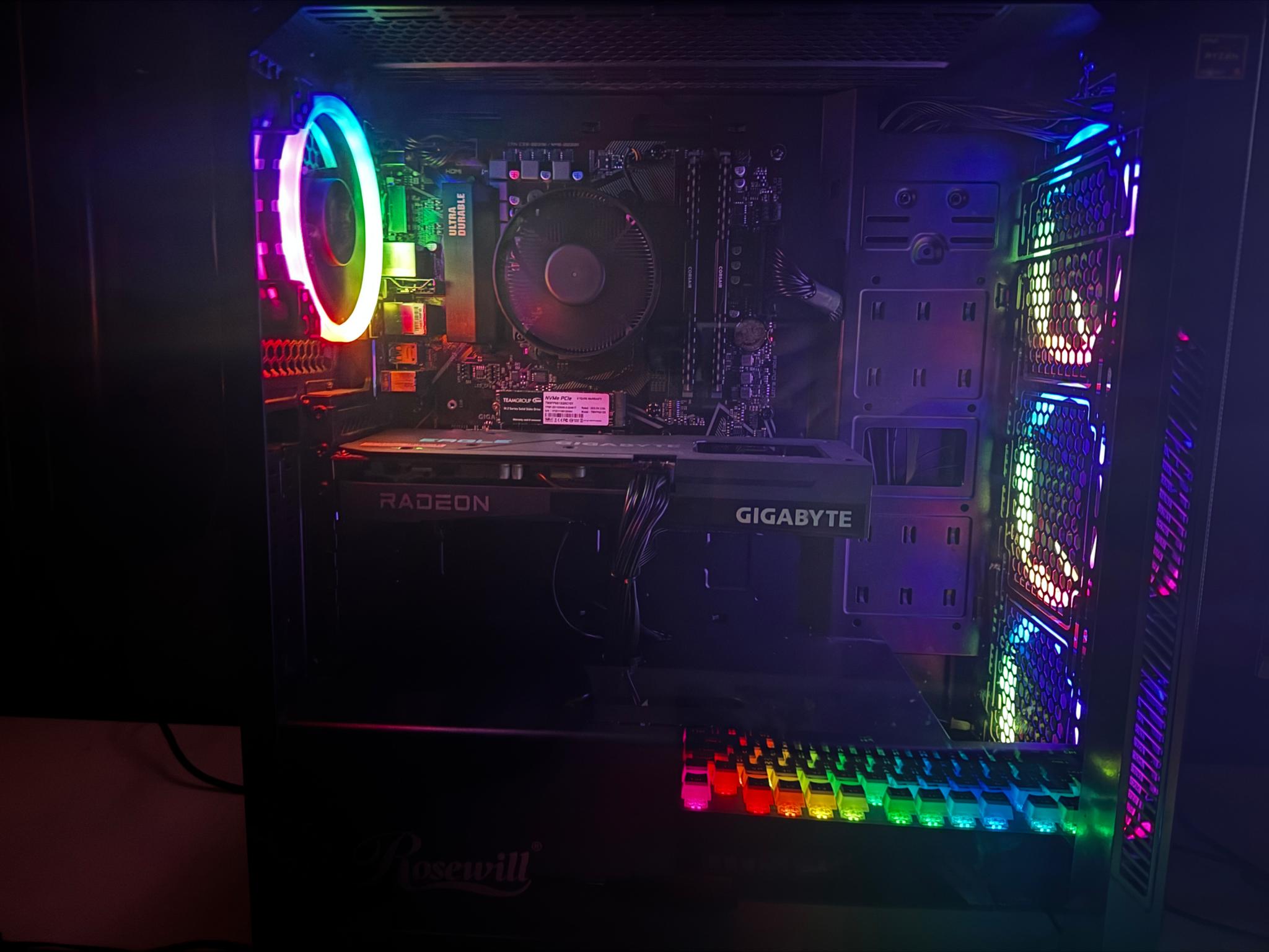 (MID RANGE GAMING PC) Ryzen 5 5500 RX 6600 16 GB Ram 512 NVME SSD