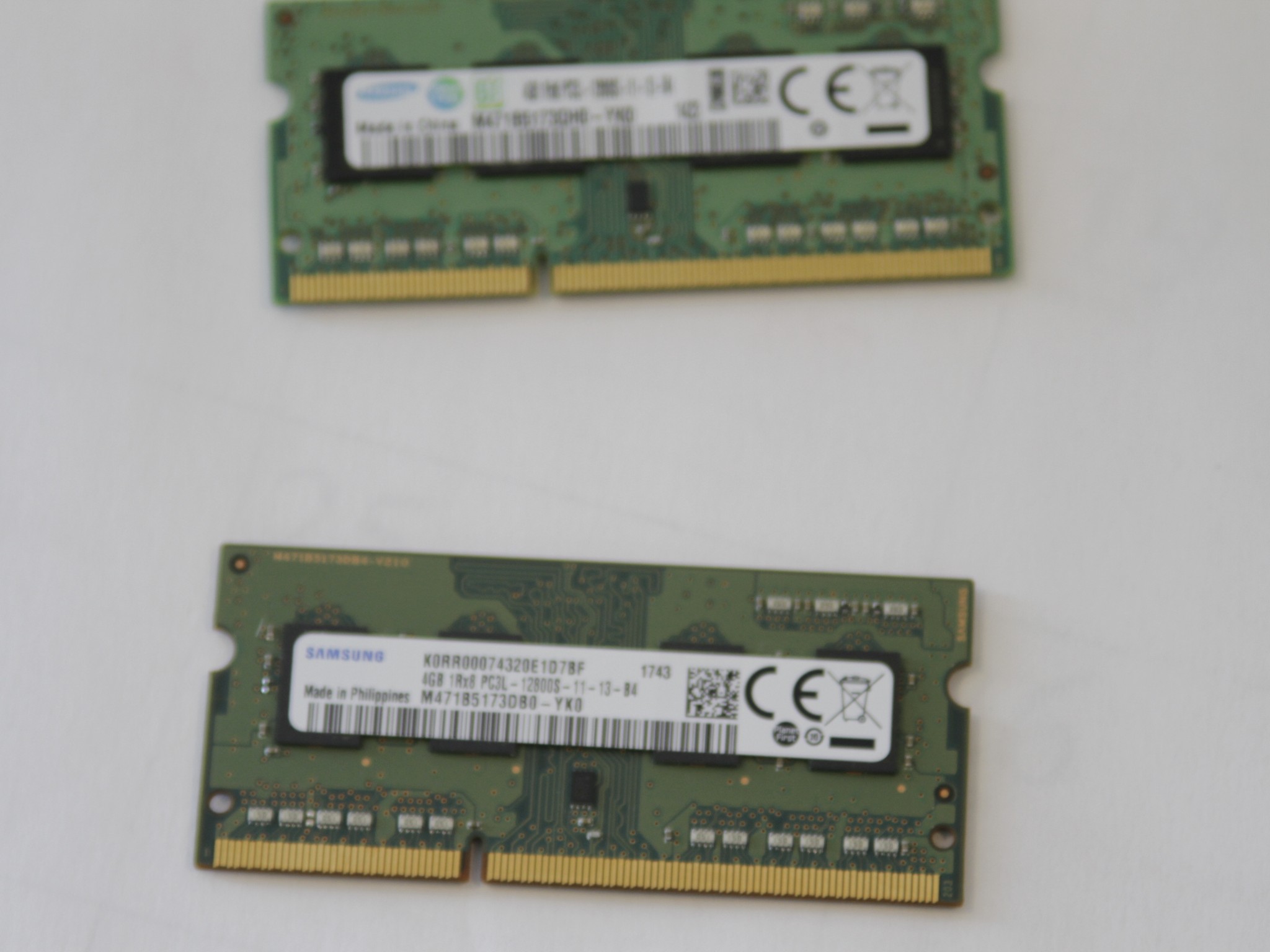2 x 4GB Samsung DDR3-1600 SODIMM