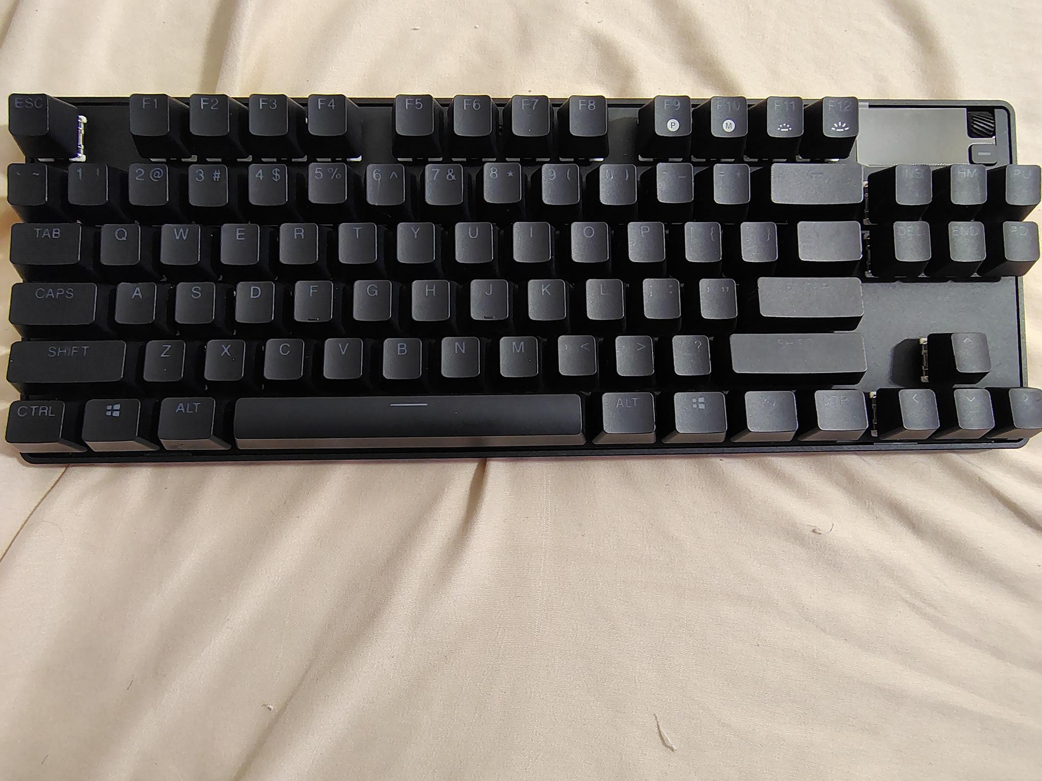 SteelSeries Apex Pro TKL Wireless Gaming Keyboard OmniPoint RGB – Excellent Condition No Box