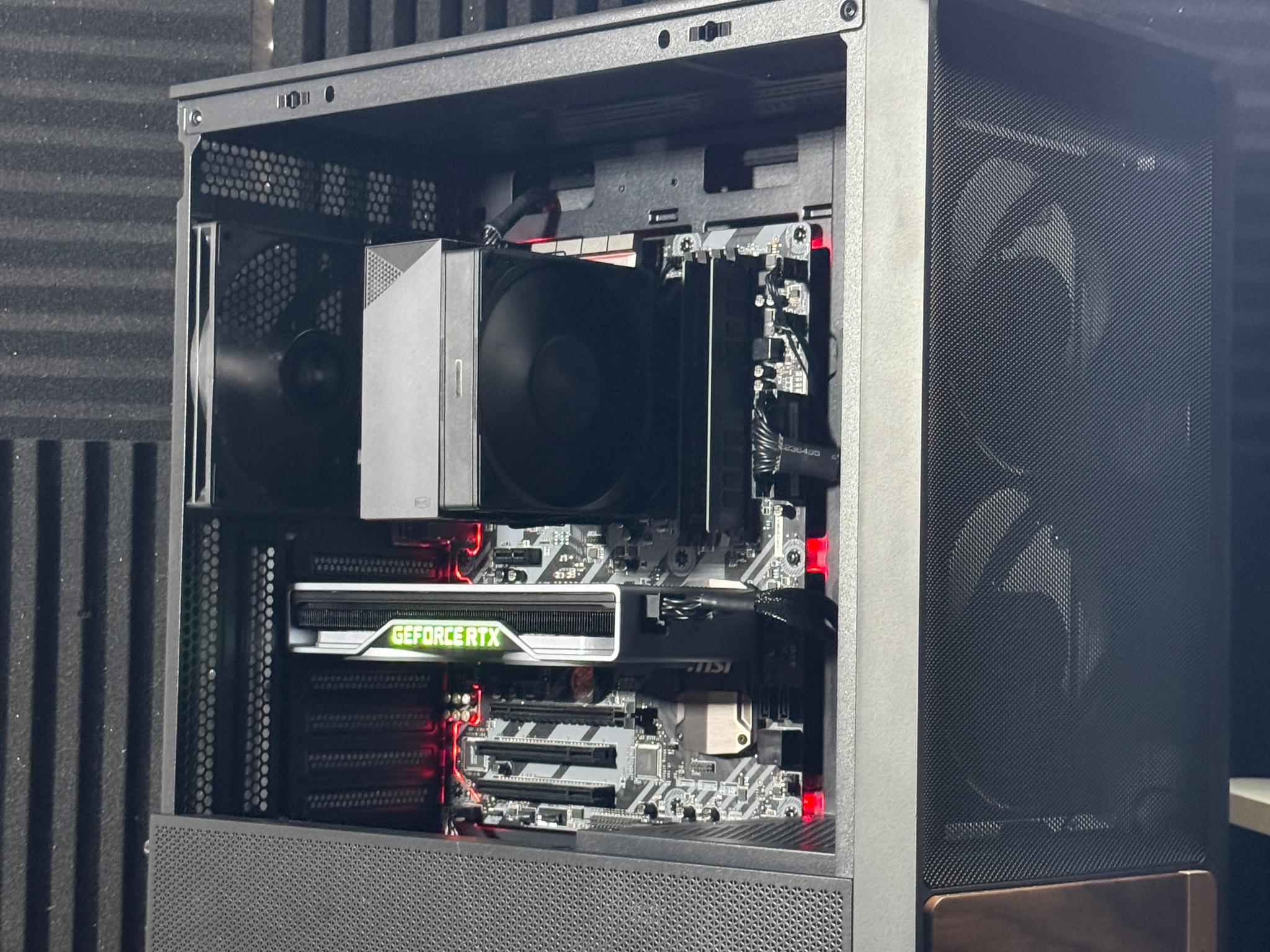 🔥 RTX 2060 Super | Ryzen 7 | 32GB DDR4 | 1TB NvMw