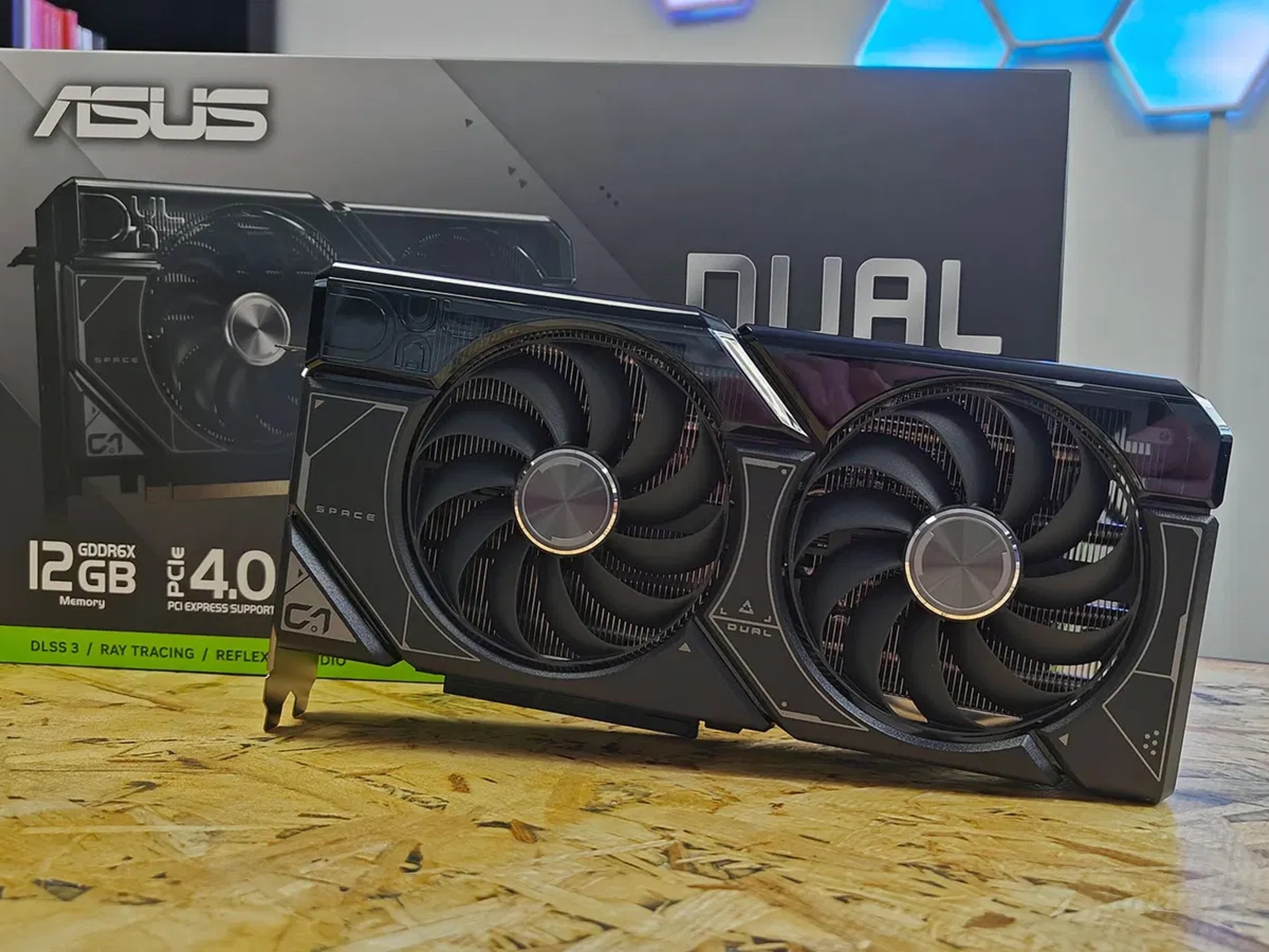 ASUS GeForce RTX 4070 Dual
