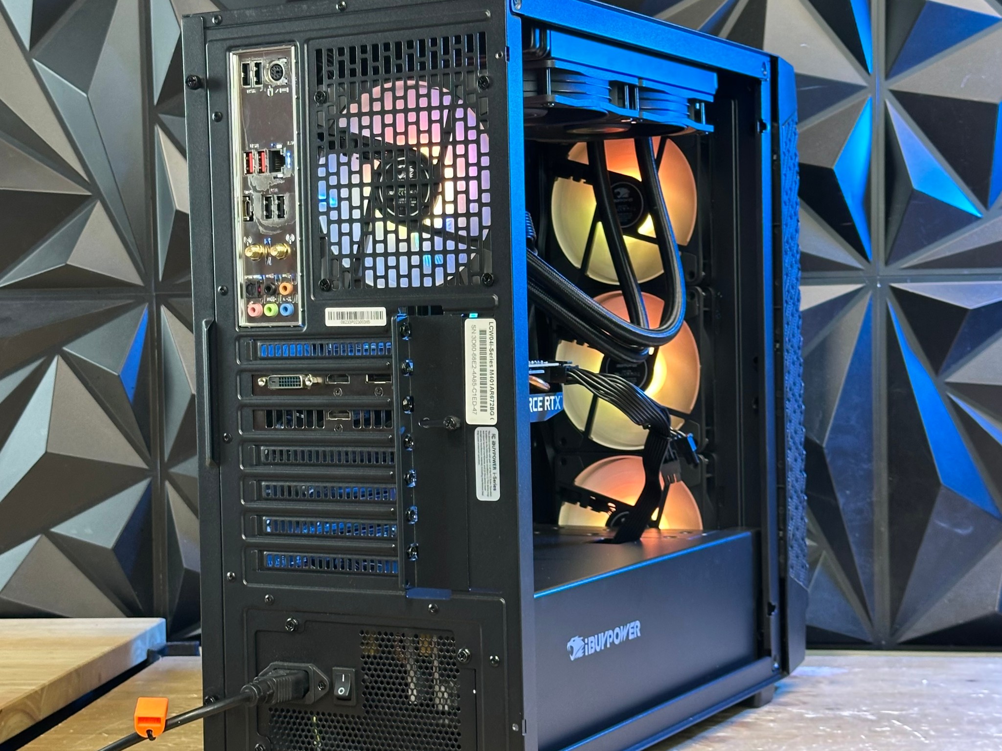 Liquid cooled | Nvidia RTX 5060 8GB | Intel i5 13400f | 16GB DDR5 | 1TB NVME | Custom Gaming PC