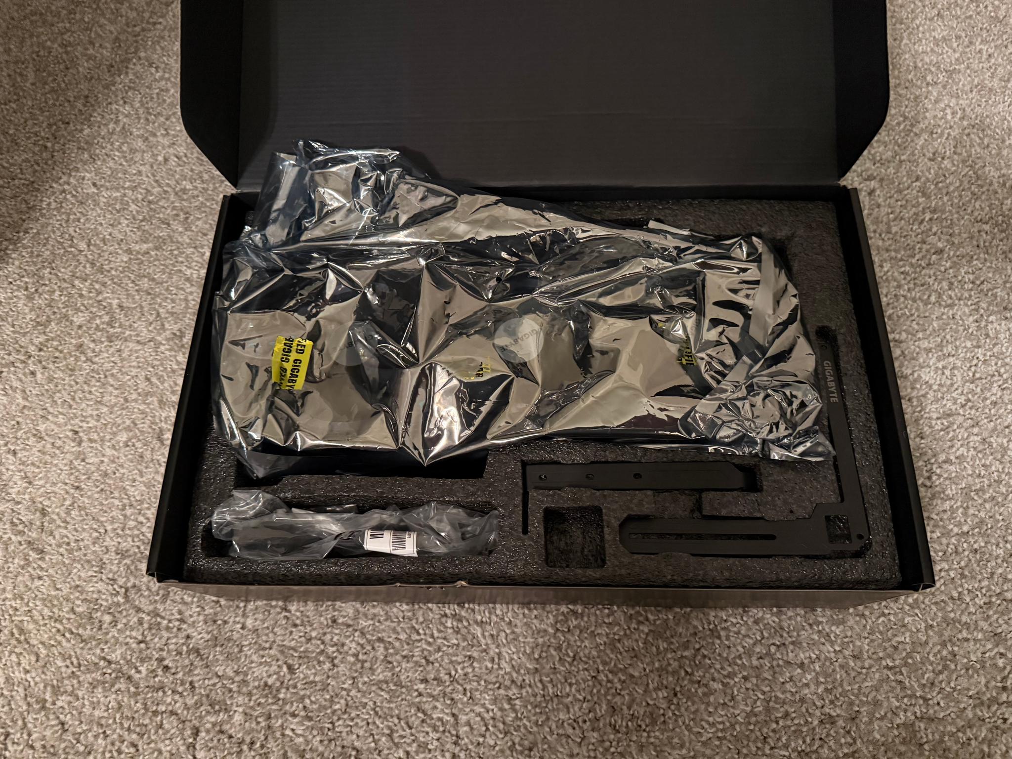 GIGABYTE WINDFORCE GeForce RTX 4090 - Image 3