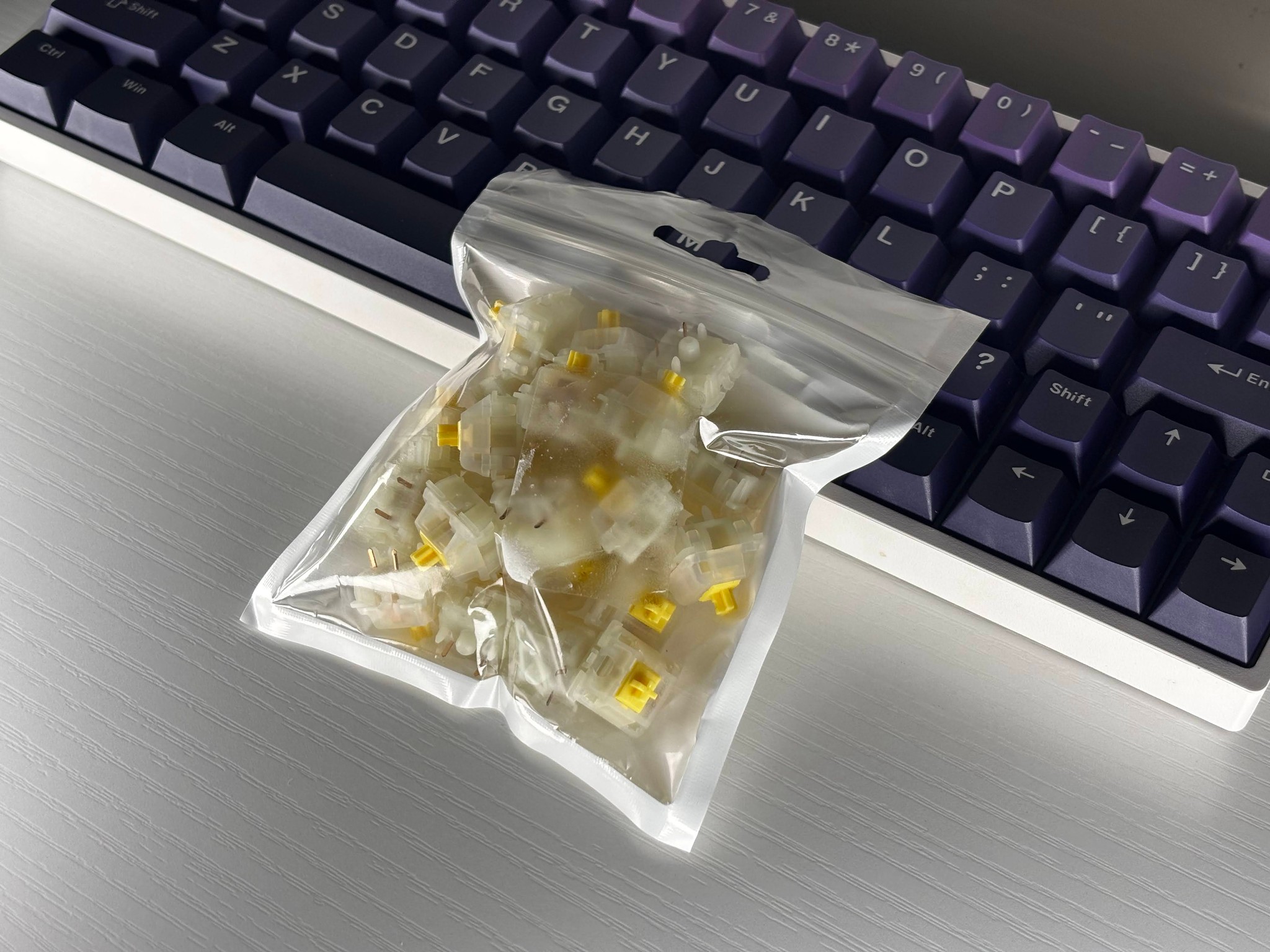 Quality RGB Custom Keyboard - Gateron Milky Yellow + Extras - Purple Hue Keycaps & Coiled Wire