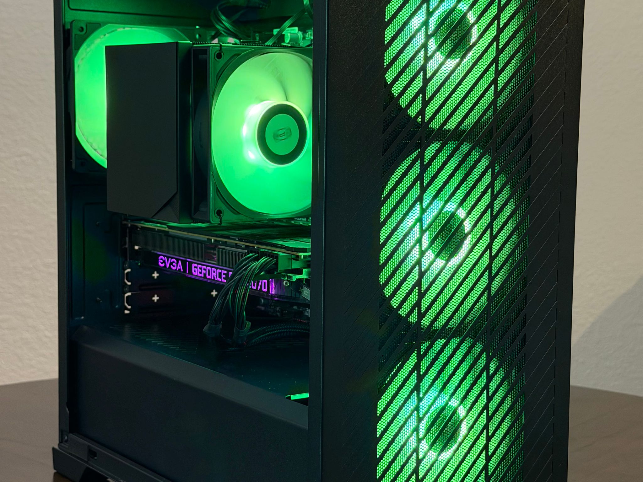 Mid-Range Gaming PC – Ryzen 7 3800X + RTX 2070 8GB  – 16GB DDR4 - 512GB NVMe SSD