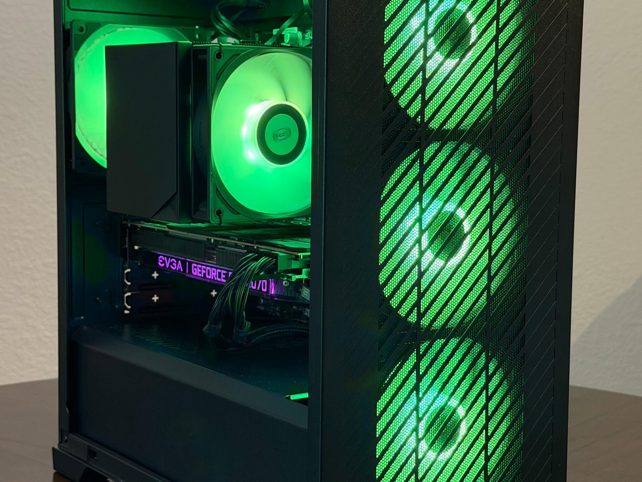 ゲーミングPC/Ryzen7 3800X/RTX2070/メモリ16GB Mid-Range Gaming PC – Ryzen 7 3800X + RTX 2070 8GB – 16GB DDR4