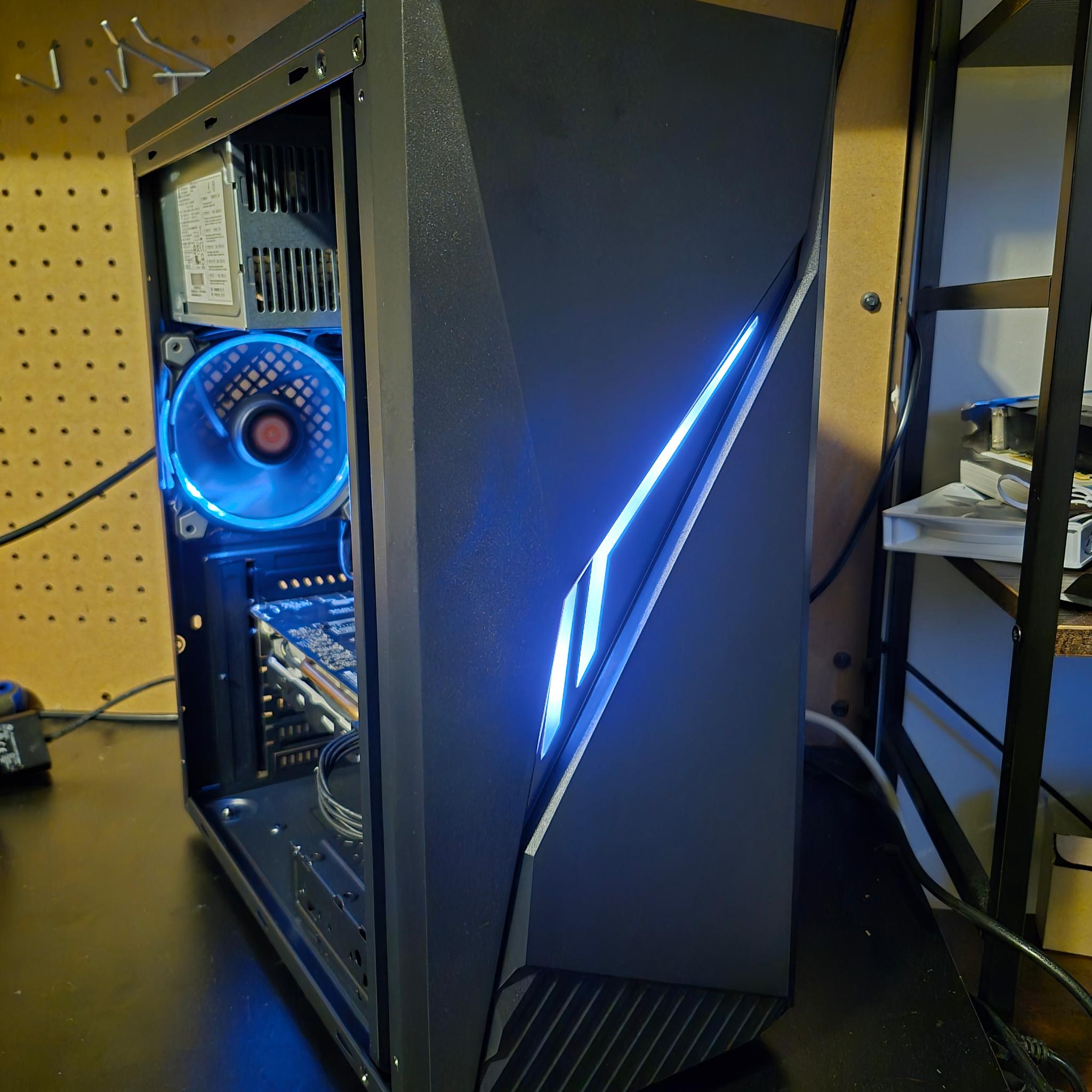 Ultra Budget | 90 FPS Fortnite | i5-4570, 16GB RAM, 500GB SSD, GTX 1060 3GB, RGB, Wifi
