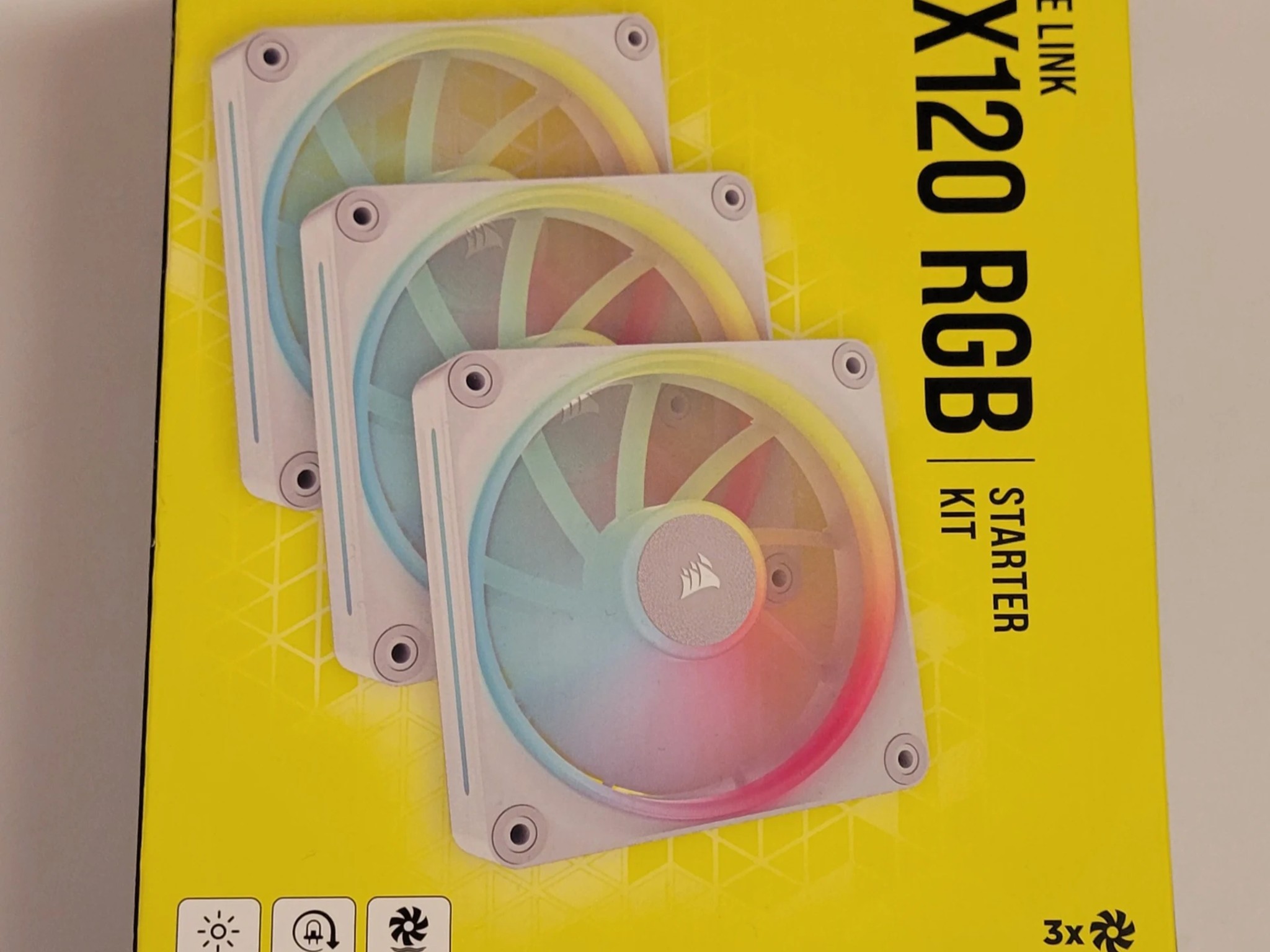 1 Set 3x Corsair LX120 RGB iCUE LINK Case Fans, 120mm, White