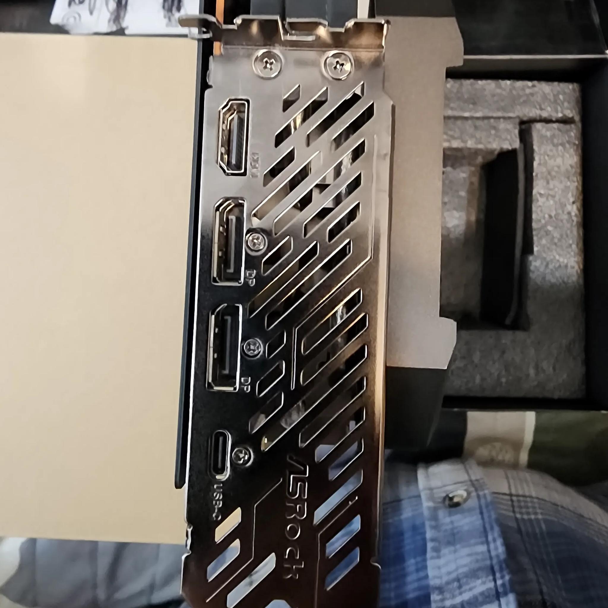 AMD RX 6800 XT NOS ASRock Taichi X OC 16 GB DDR6 6800XT