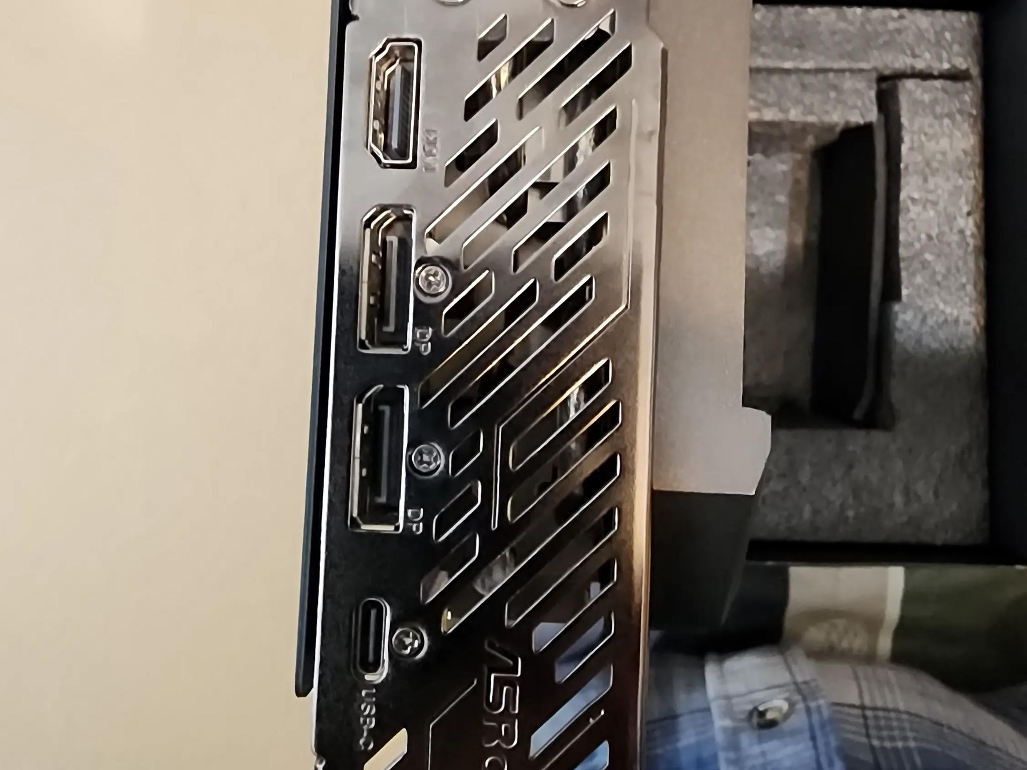 AMD RX 6800 XT NOS ASRock Taichi X OC 16 GB DDR6 6800XT