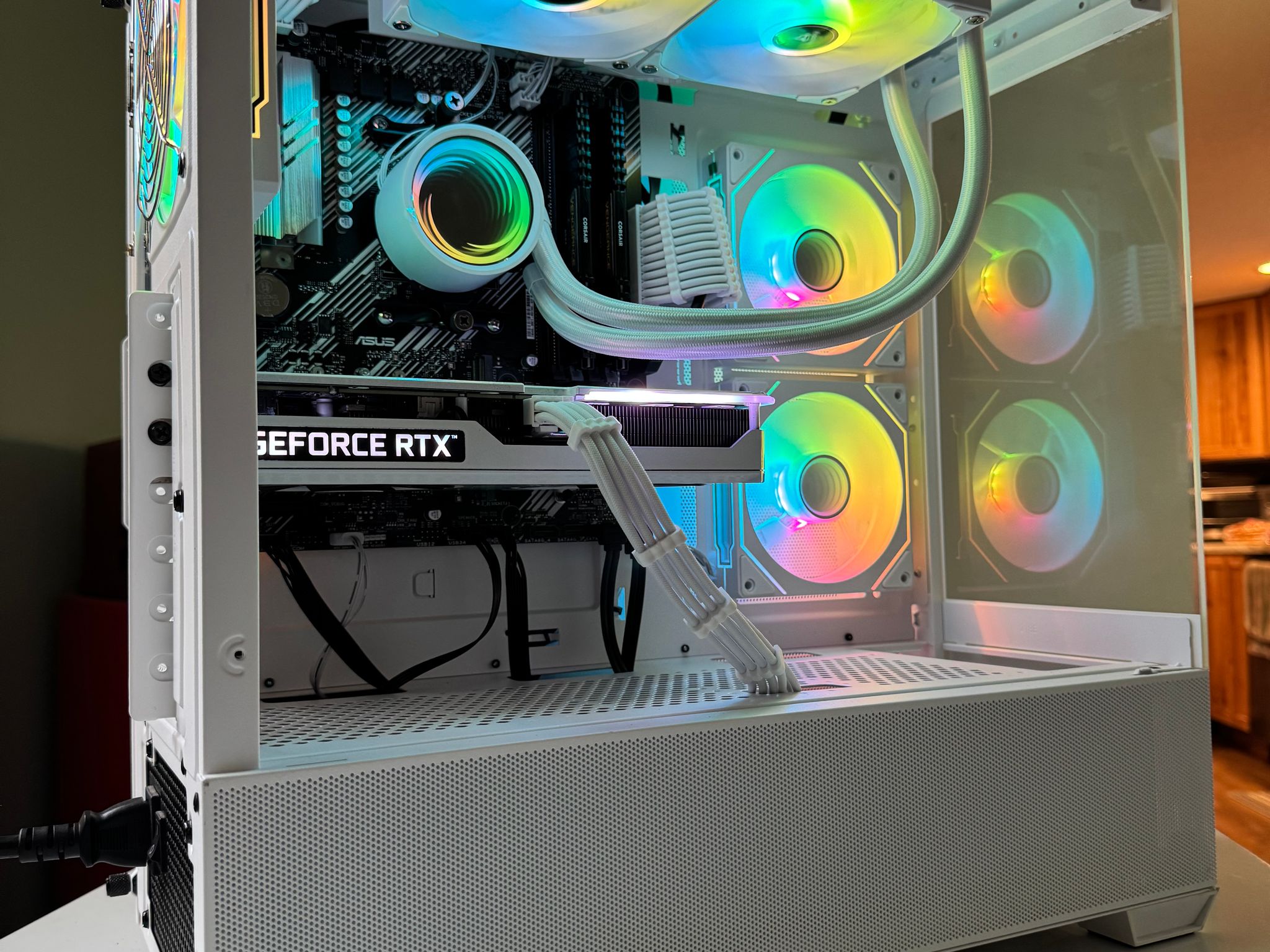 FrostByte | Custom Gaming PC | 3060 TI - R5 5500 - 16GB Ram - 1 TB SSD