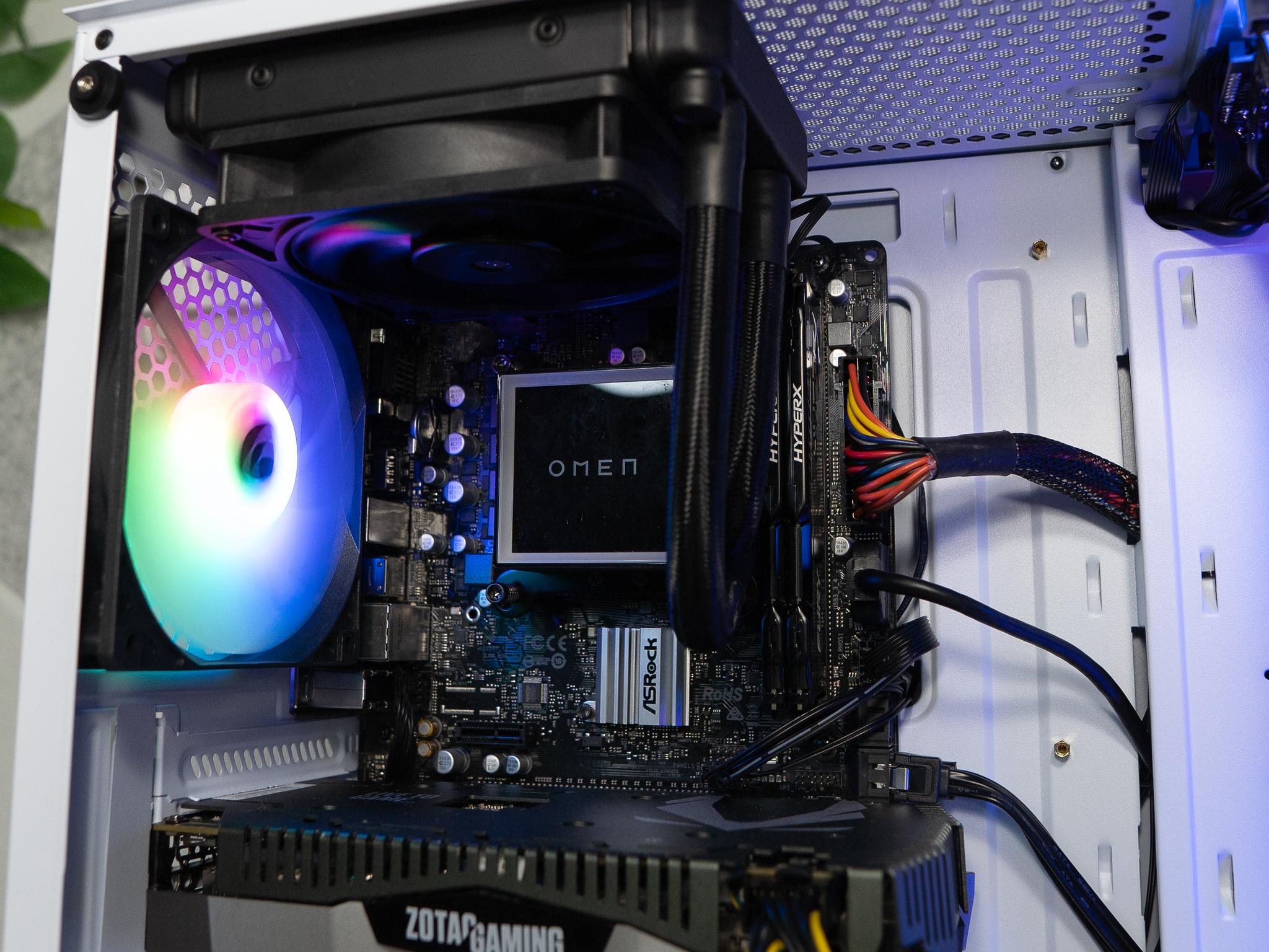 🌨🍬 | ZOTAC RTX 2060 | INTEL i5 10400F | 32GB DDR4 RAM | 1.25TB | Arctic Candy