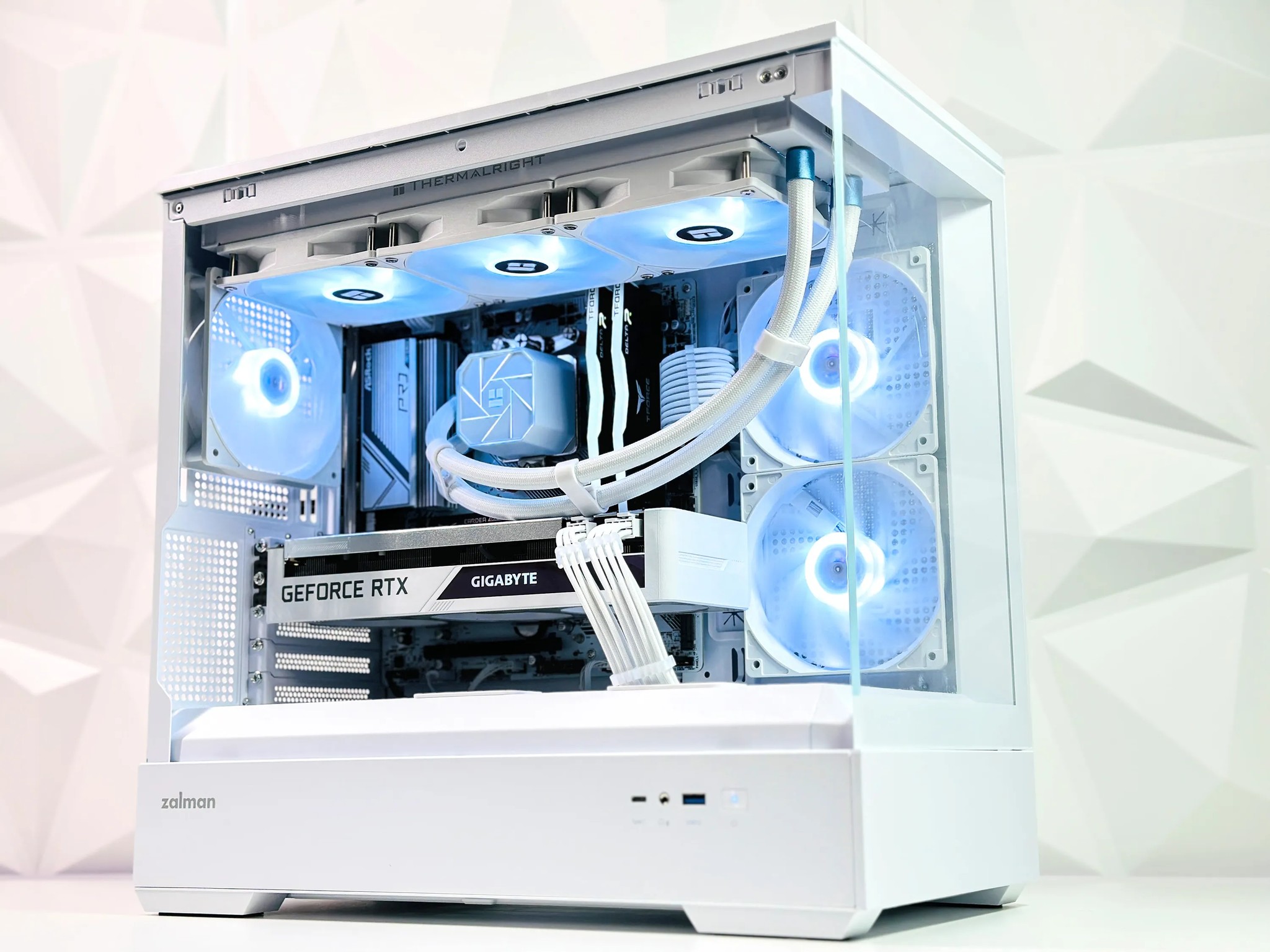 🤍🐻‍❄️Gaming PC▪️Nvidia RTX 3070 8GB▪️AMD Ryzen 7 5700X 8 core▪️32GB DDR4 ▪️ 1TB SSD NVME