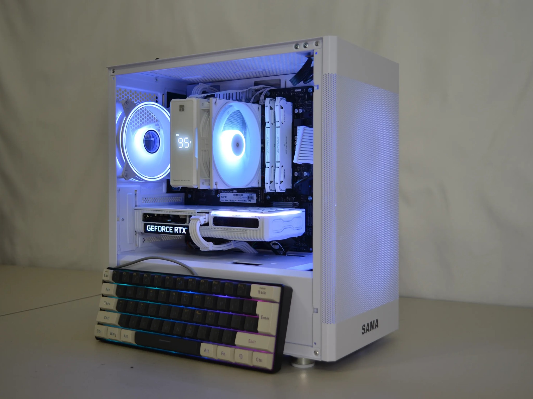 ⚪White Out V3⚪ Free Keyboard!⌨️ - RTX 3060ti | Ryzen 5 5500 | 1tb NVMe | Windows 11 FULLY ACTIVATED