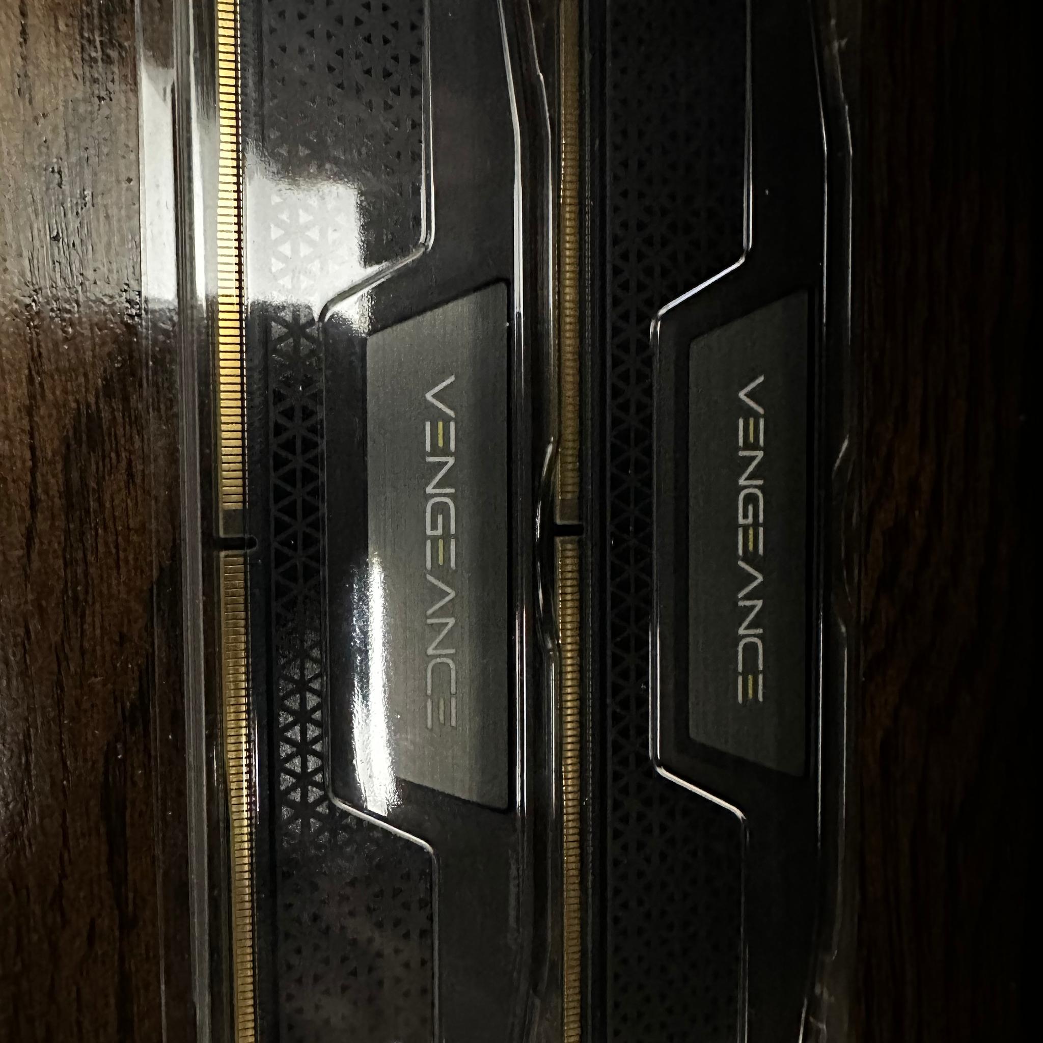 Corsair Vengeance 32GB (2x16) 6000 CL40